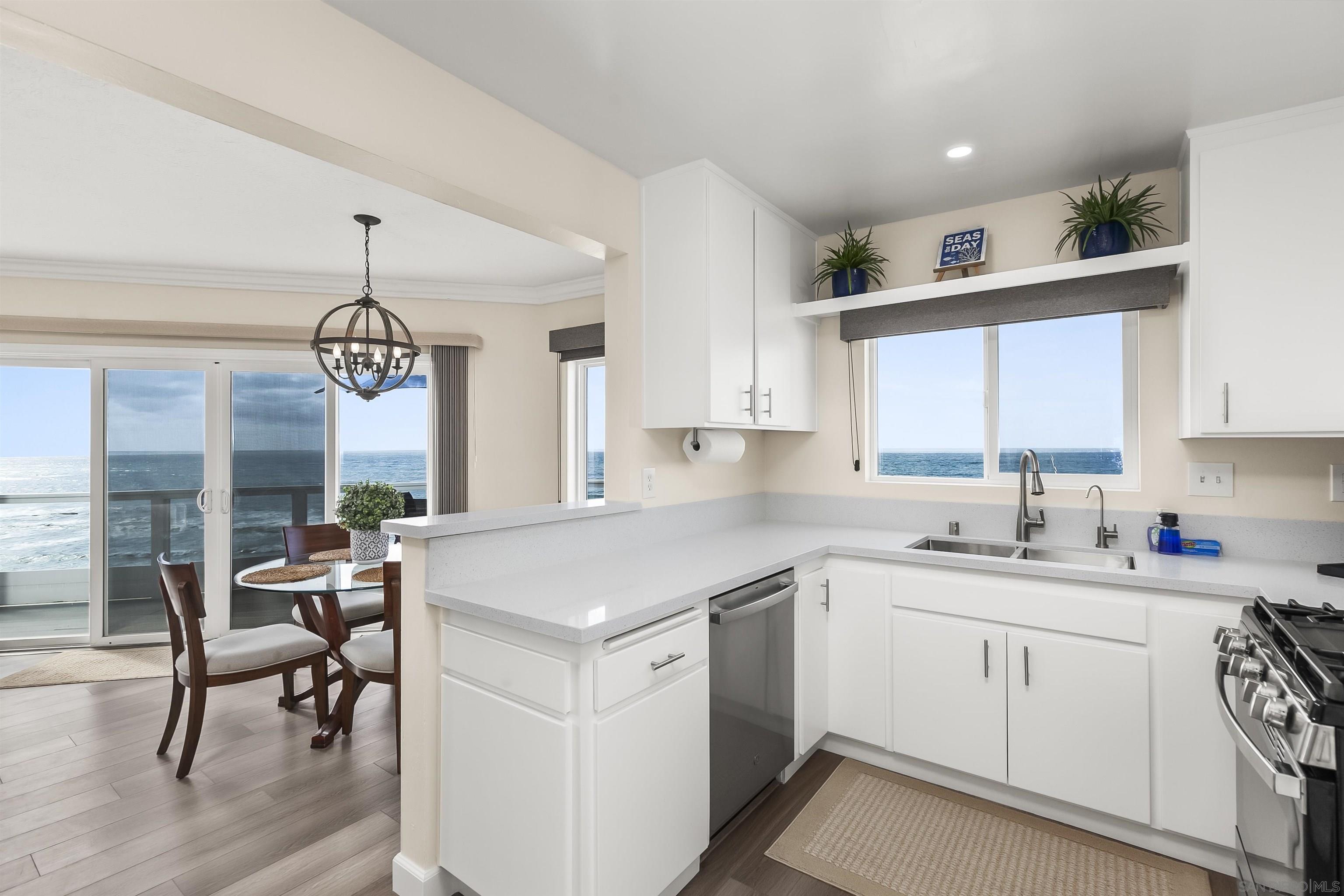 Detail Gallery Image 29 of 48 For 1476-80  Pescadero Drive, San Diego,  CA 92107 - – Beds | – Baths