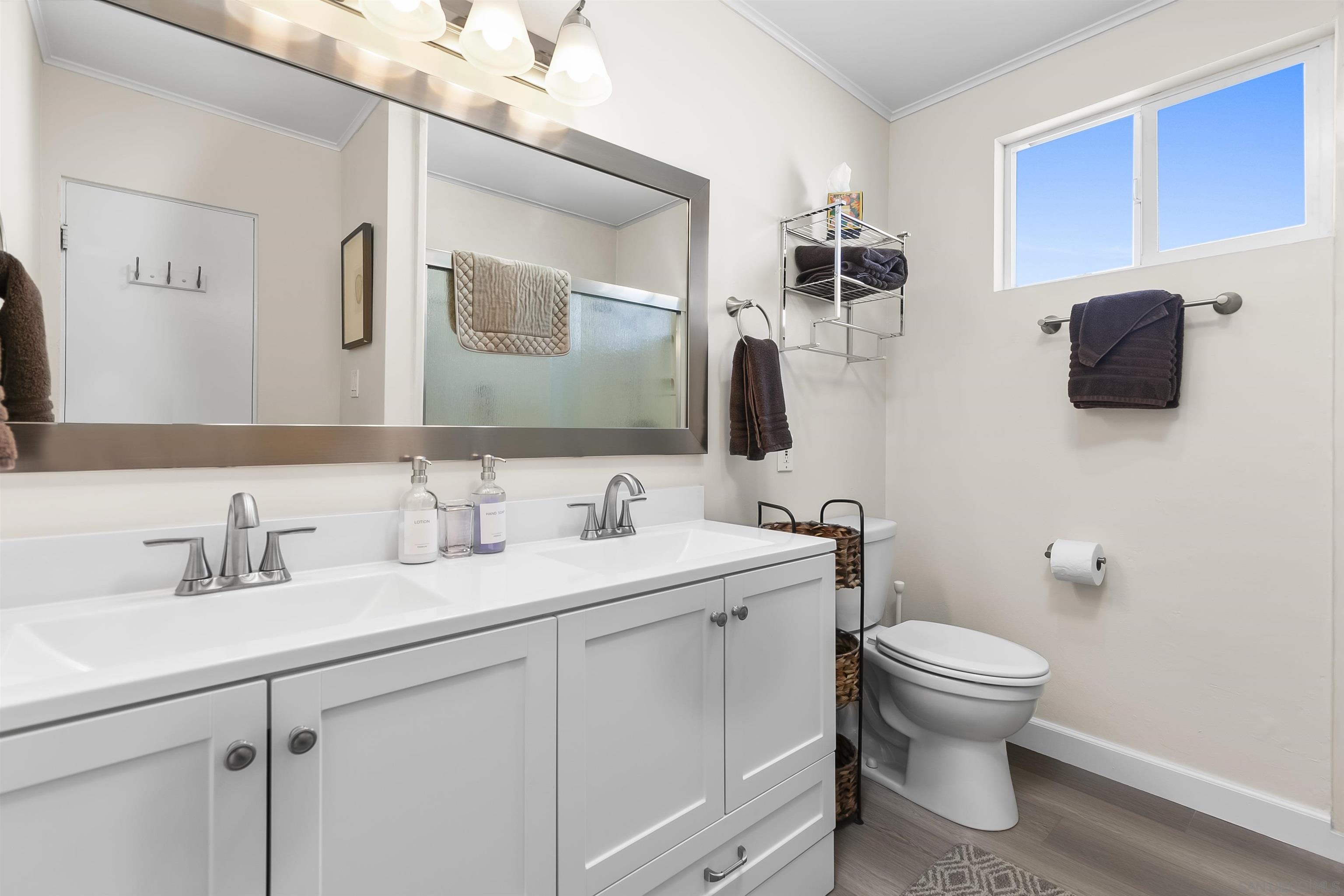 Detail Gallery Image 33 of 48 For 1476-80  Pescadero Drive, San Diego,  CA 92107 - – Beds | – Baths