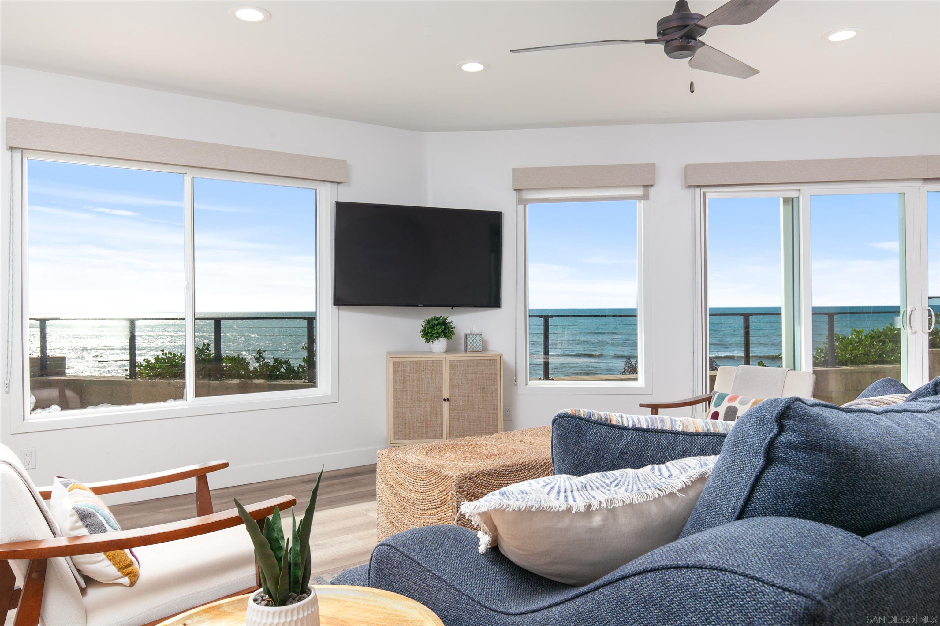 Detail Gallery Image 5 of 48 For 1476-80  Pescadero Drive, San Diego,  CA 92107 - – Beds | – Baths