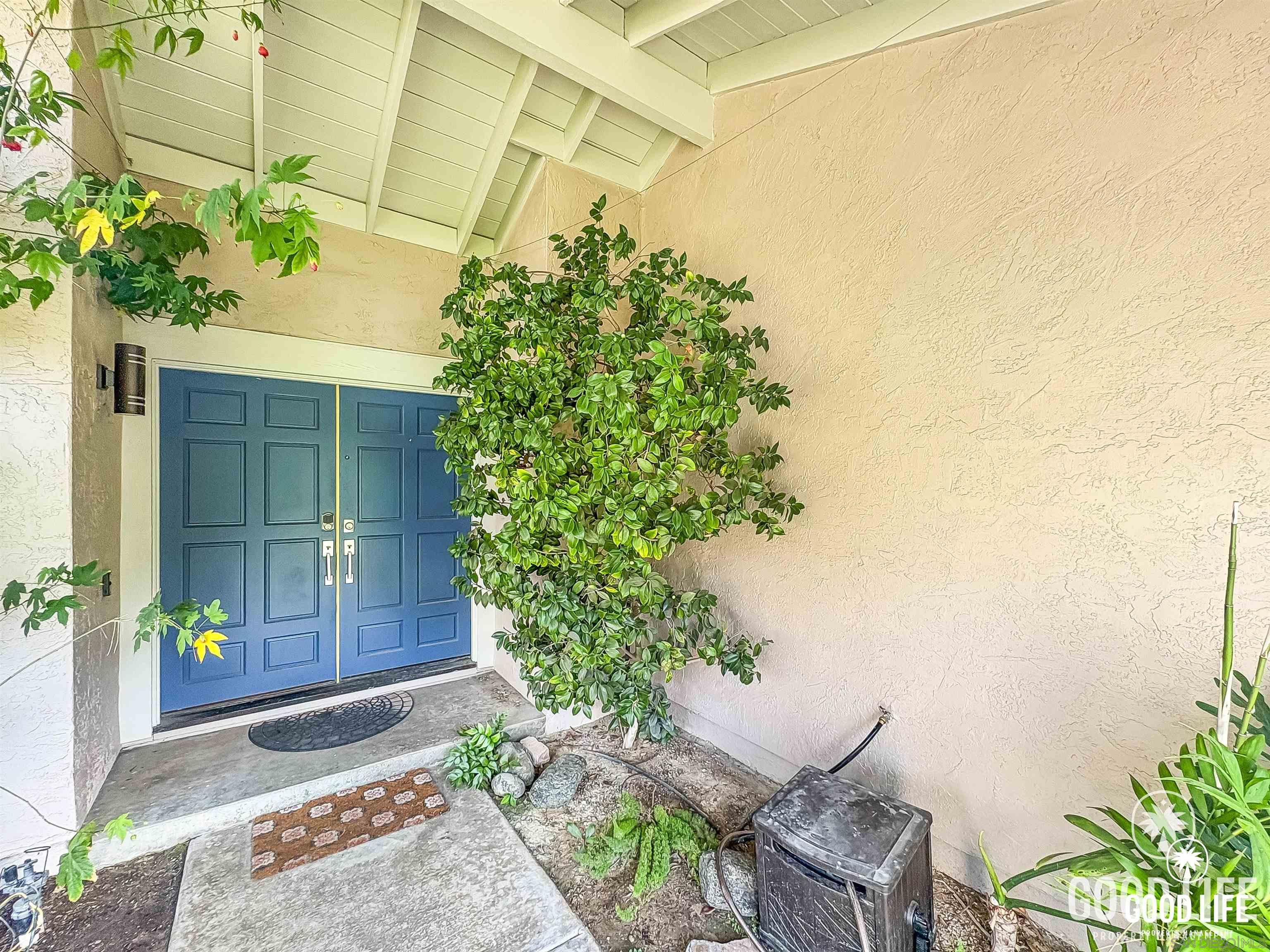 Detail Gallery Image 3 of 29 For 391  via Almansa, Encinitas,  CA 92024 - 4 Beds | 3 Baths