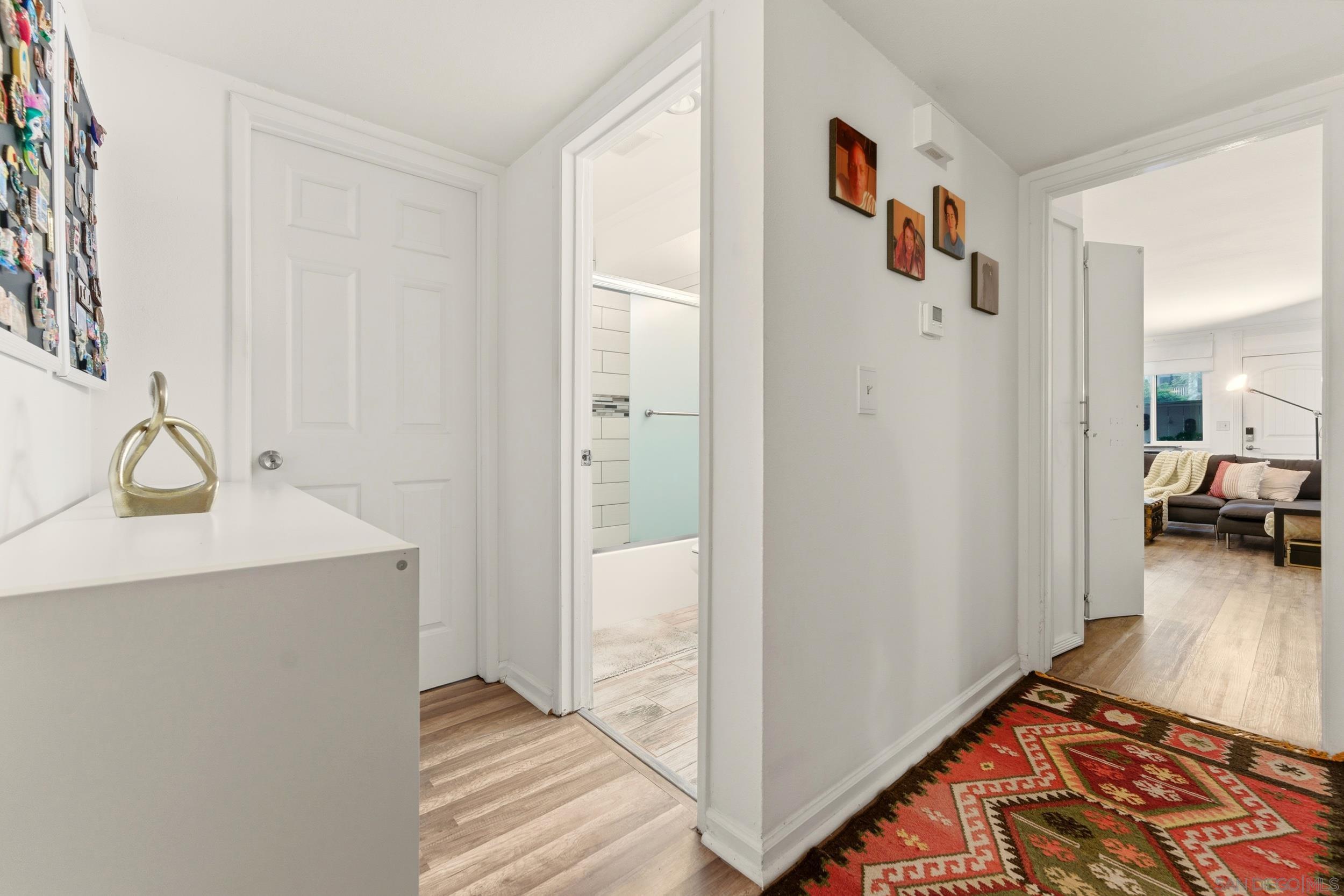 Detail Gallery Image 19 of 34 For 3116  Groton Way  #2,  San Diego,  CA 92110 - 3 Beds | 2 Baths