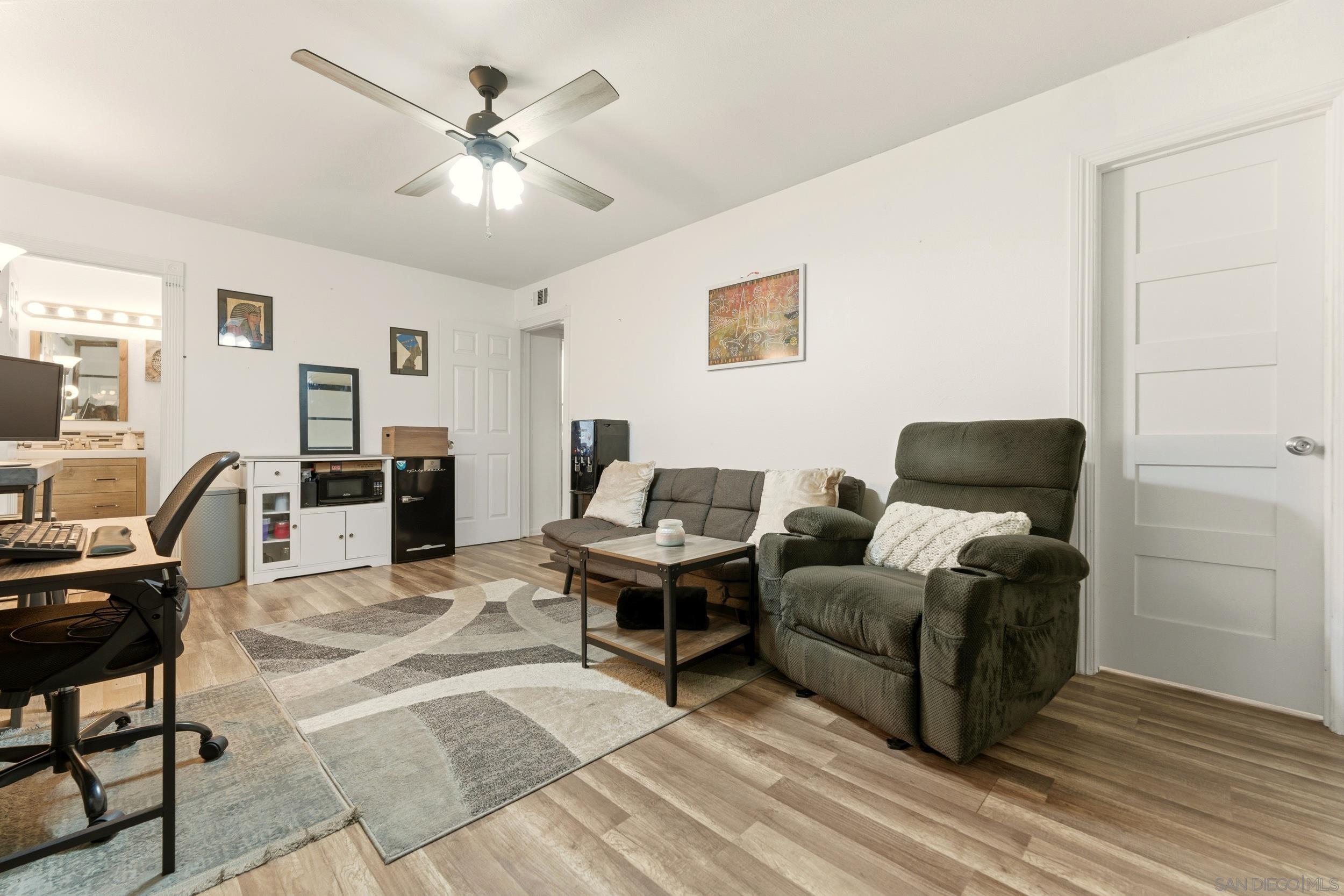 Detail Gallery Image 22 of 34 For 3116  Groton Way  #2,  San Diego,  CA 92110 - 3 Beds | 2 Baths