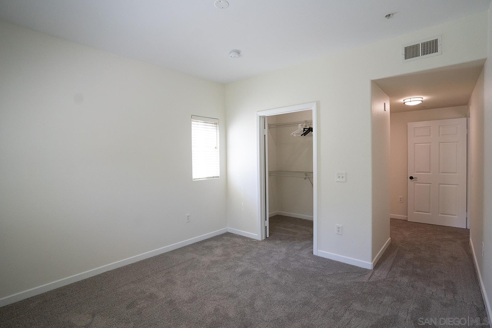 Detail Gallery Image 3 of 18 For Mission Gorge,  San Diego,  CA 92120 - 2 Beds | 2 Baths