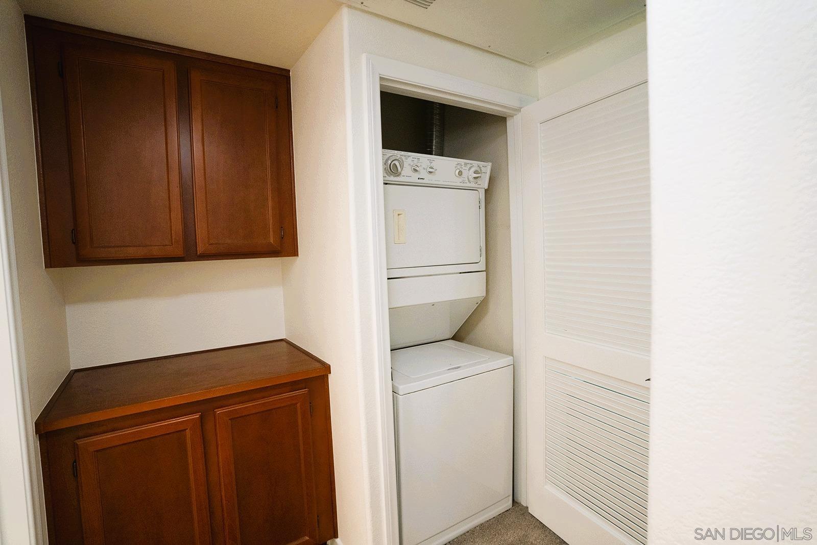 Detail Gallery Image 6 of 13 For Mission Gorge,  San Diego,  CA 92120 - 2 Beds | 2 Baths