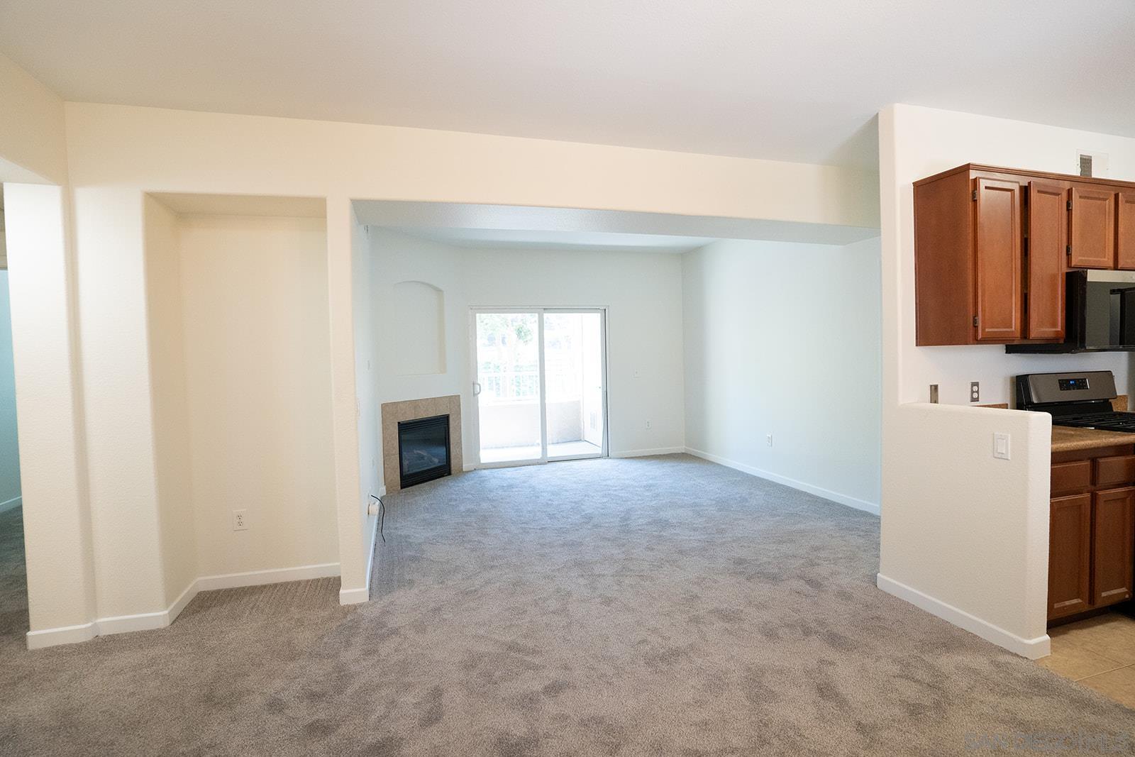 Detail Gallery Image 7 of 18 For Mission Gorge,  San Diego,  CA 92120 - 2 Beds | 2 Baths