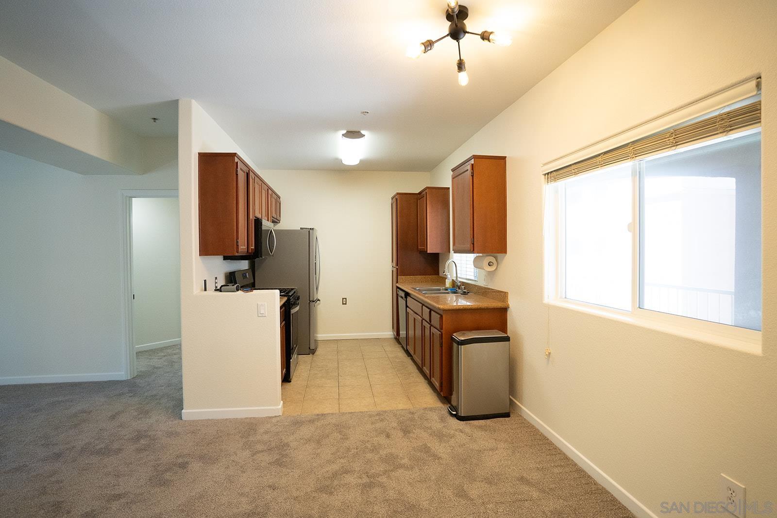 Detail Gallery Image 9 of 18 For Mission Gorge,  San Diego,  CA 92120 - 2 Beds | 2 Baths