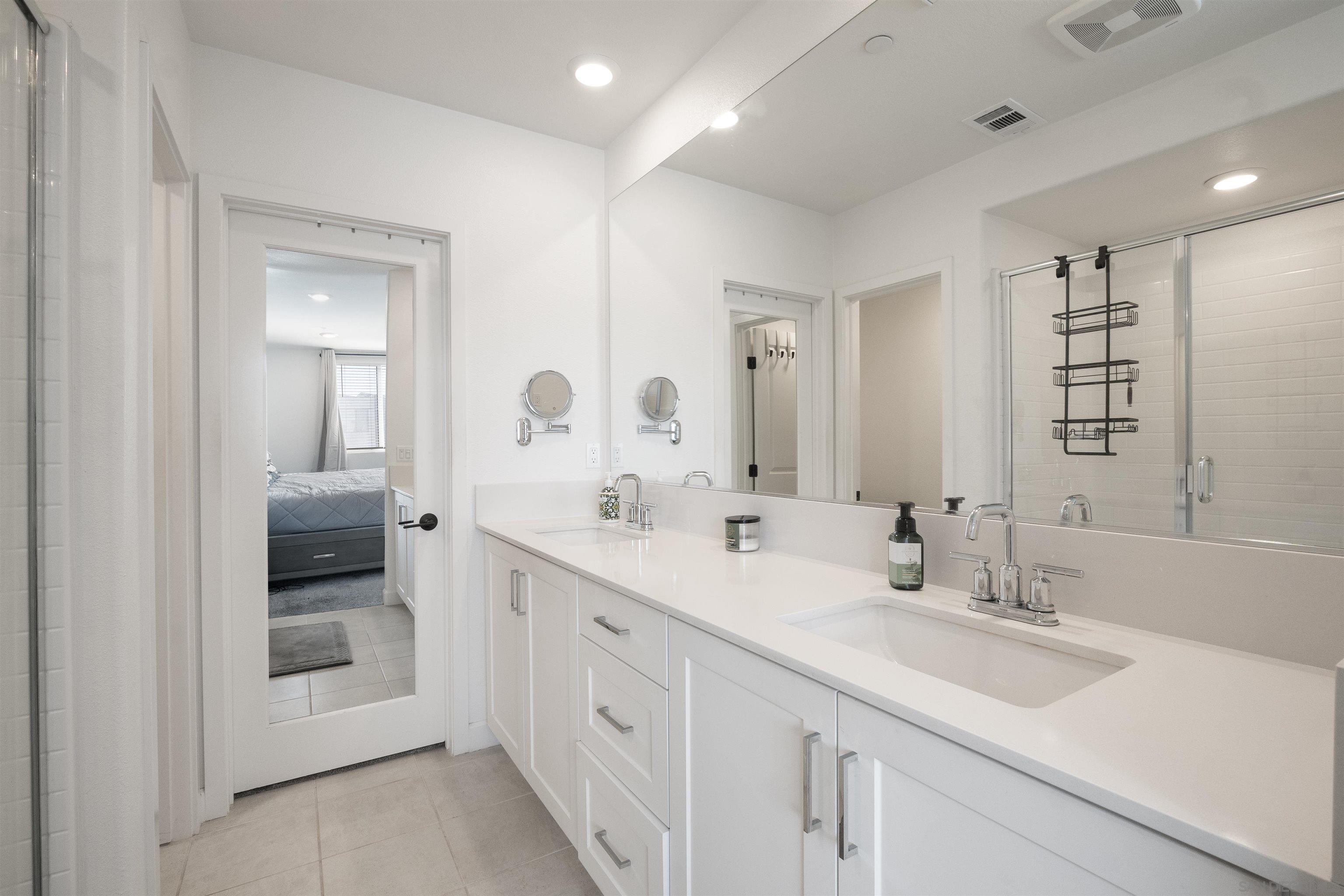 Detail Gallery Image 13 of 28 For 2142  Senita Dr, San Diego,  CA 92154 - 3 Beds | 3 Baths