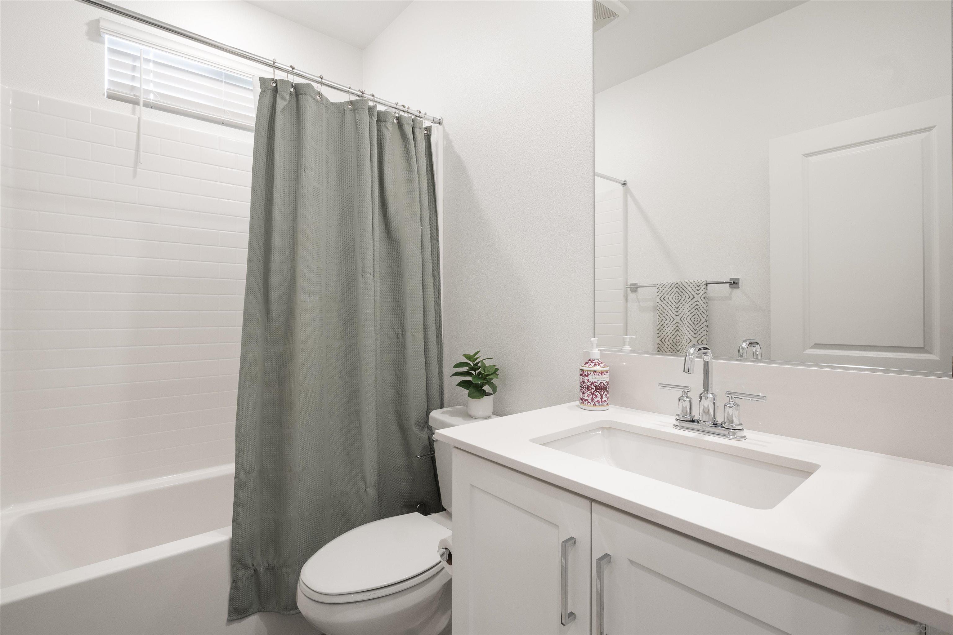 Detail Gallery Image 19 of 28 For 2142  Senita Dr, San Diego,  CA 92154 - 3 Beds | 3 Baths