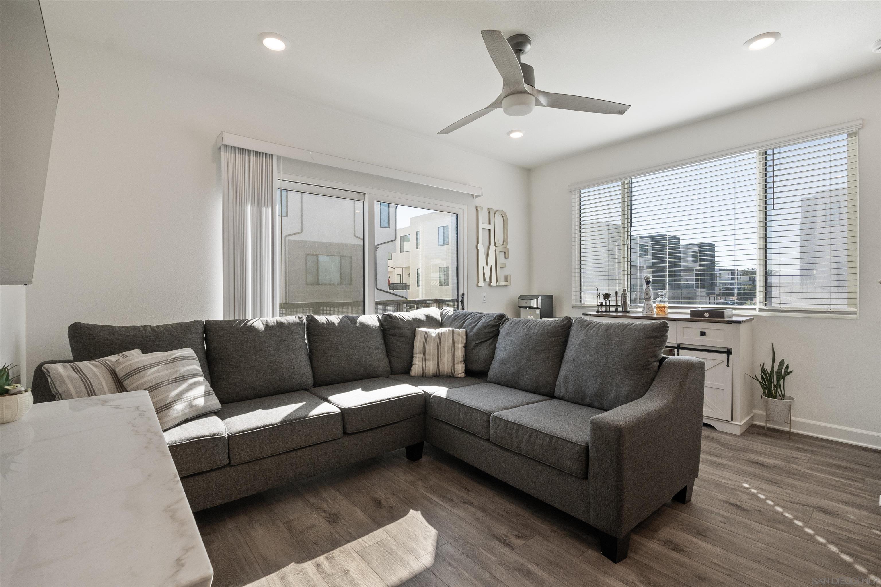 Detail Gallery Image 8 of 28 For 2142  Senita Dr, San Diego,  CA 92154 - 3 Beds | 3 Baths