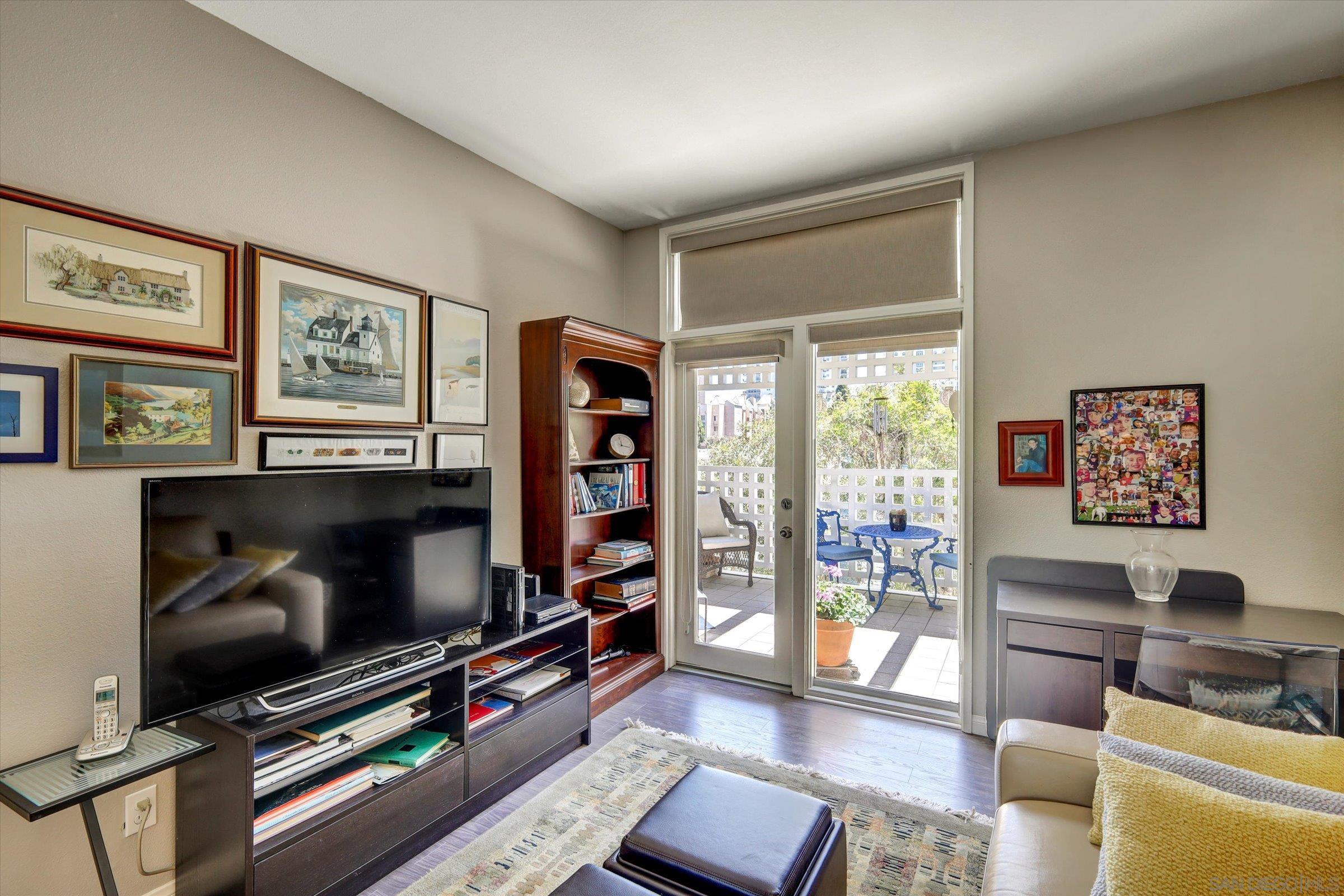 Detail Gallery Image 18 of 29 For 4018  Nobel Dr  #301,  San Diego,  CA 92122 - 3 Beds | 2 Baths