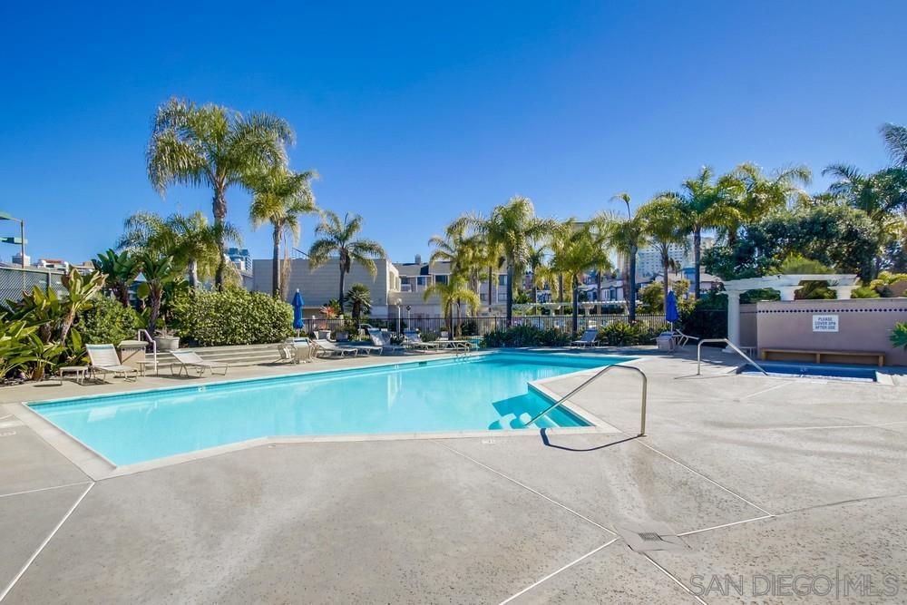 Detail Gallery Image 28 of 29 For 4018  Nobel Dr  #301,  San Diego,  CA 92122 - 3 Beds | 2 Baths