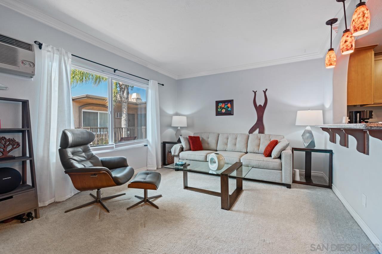 Front Image Thumbnail for SD250044874