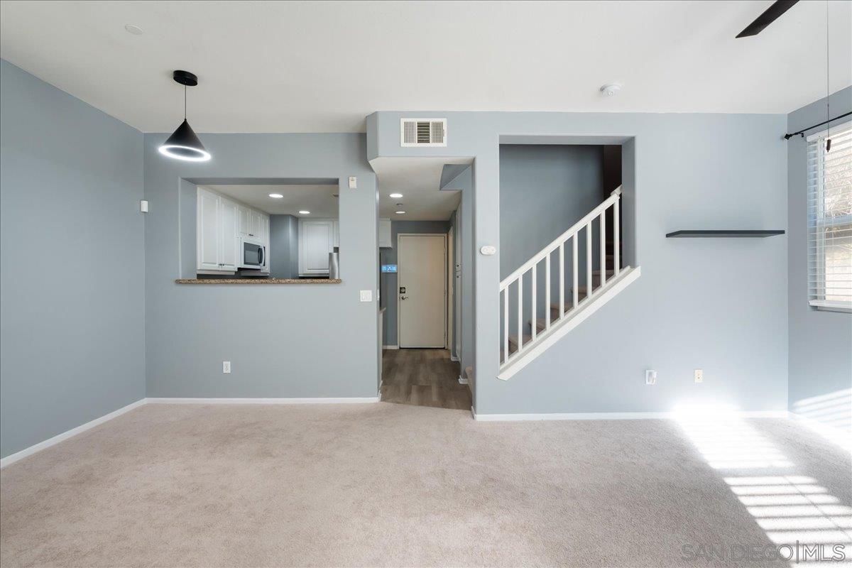 Detail Gallery Image 5 of 25 For 841  Compass Way, San Diego,  CA 92154 - 3 Beds | 2/1 Baths