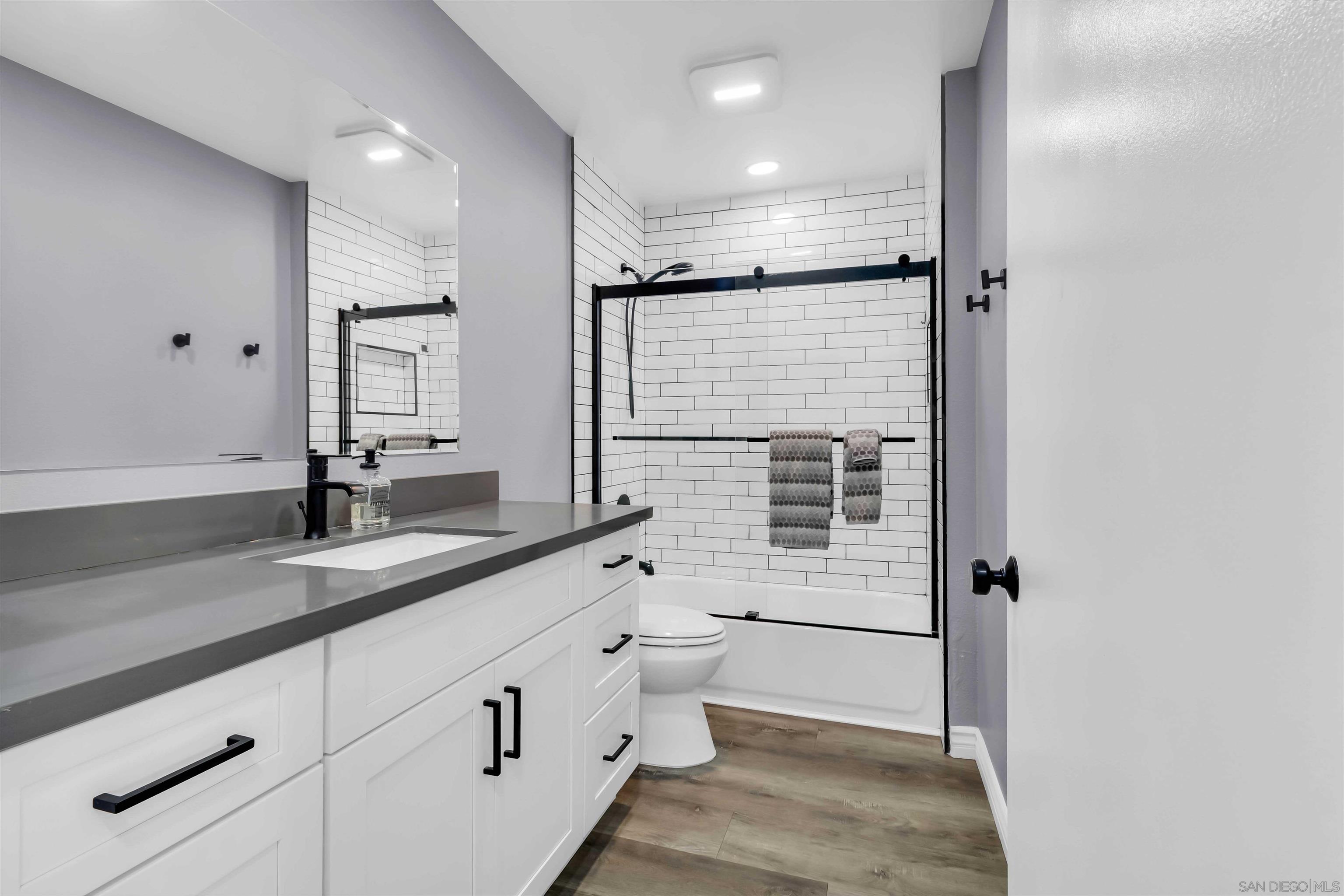 Detail Gallery Image 26 of 35 For 7780  Parkway Dr  #104,  La Mesa,  CA 91942 - 2 Beds | 2 Baths