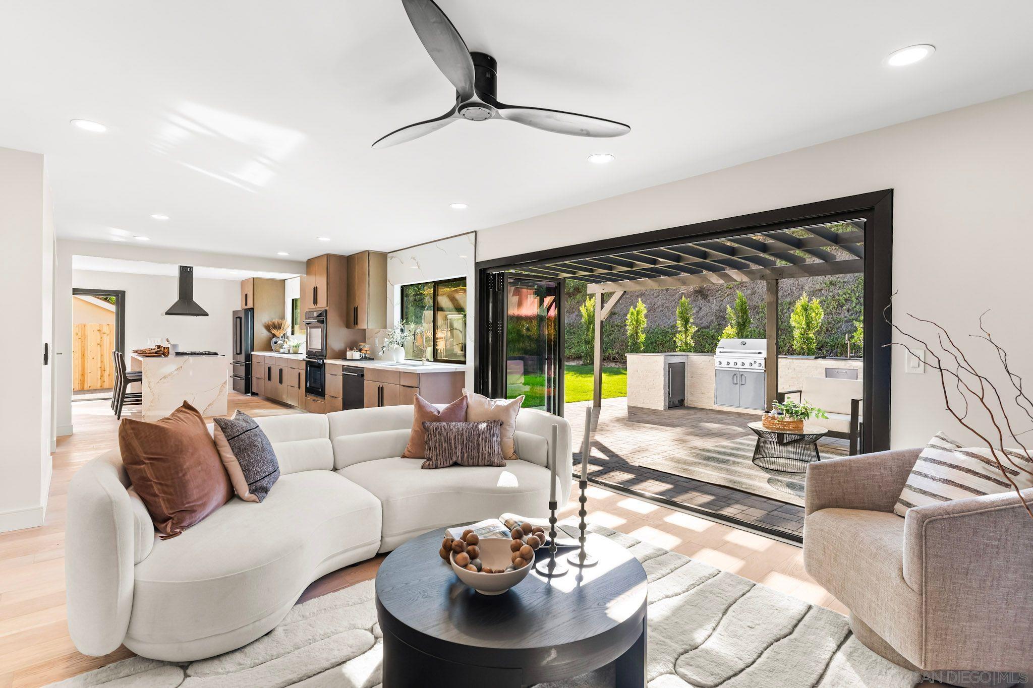 Front Image Thumbnail for SD250044878