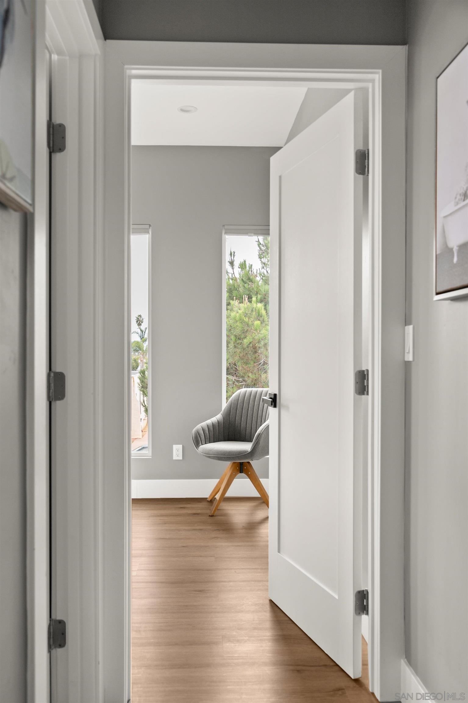 Detail Gallery Image 17 of 33 For 1020  Beryl Street, San Diego,  CA 92109 - 2 Beds | 1/1 Baths