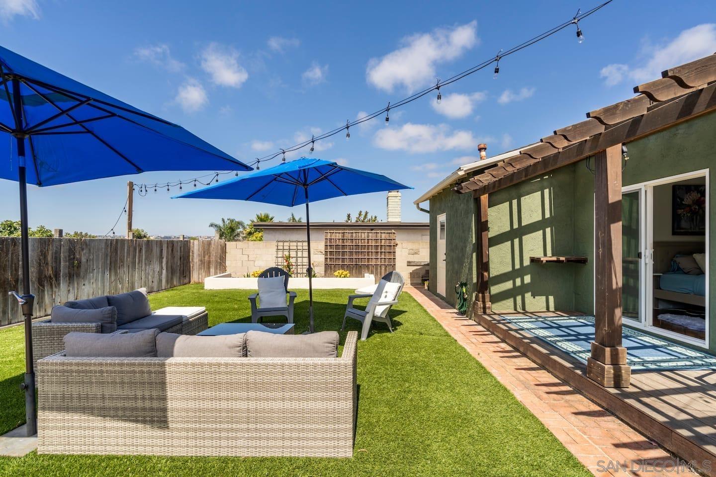 Detail Gallery Image 12 of 19 For 3466  Wisteria Dr, San Diego,  CA 92106 - 2 Beds | 1 Baths