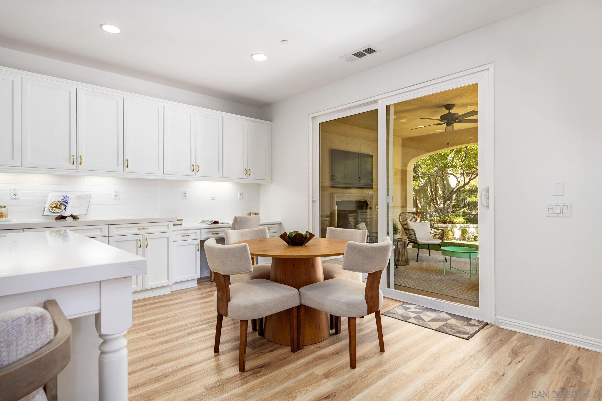 Detail Gallery Image 10 of 58 For 8492  Blackburn Ln, San Diego,  CA 92127 - 4 Beds | 3 Baths