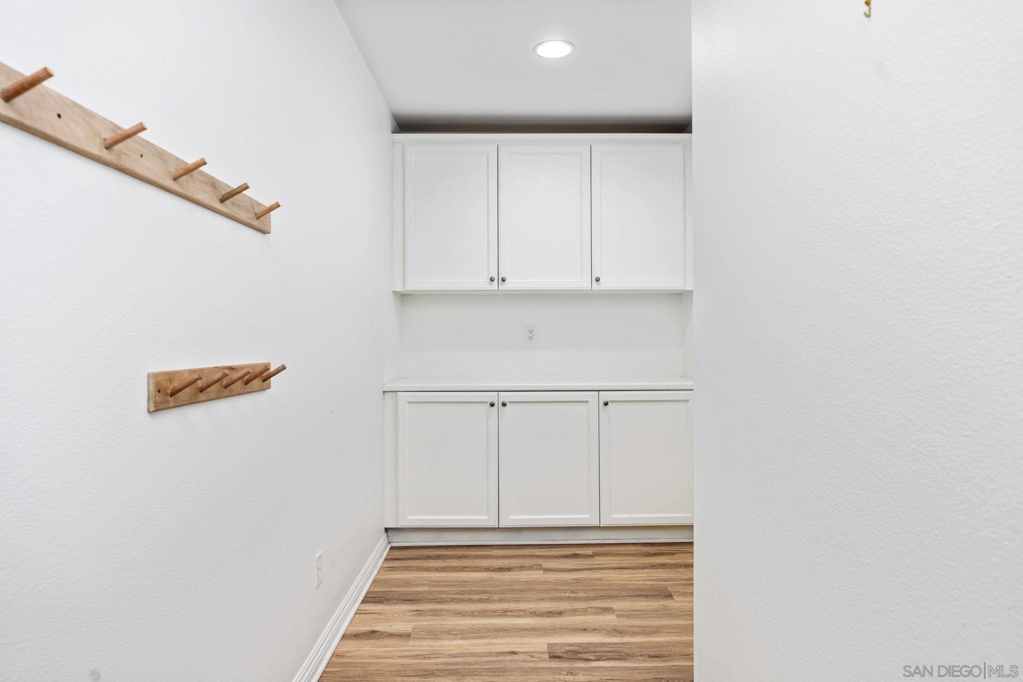 Detail Gallery Image 18 of 58 For 8492  Blackburn Ln, San Diego,  CA 92127 - 4 Beds | 3 Baths