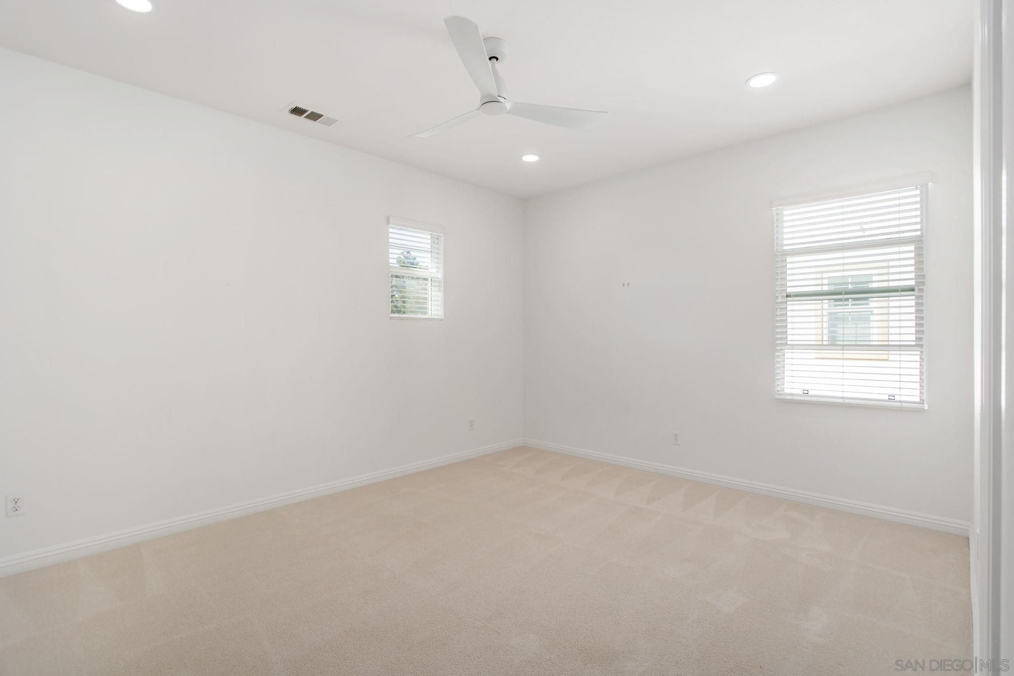 Detail Gallery Image 33 of 58 For 8492  Blackburn Ln, San Diego,  CA 92127 - 4 Beds | 3 Baths