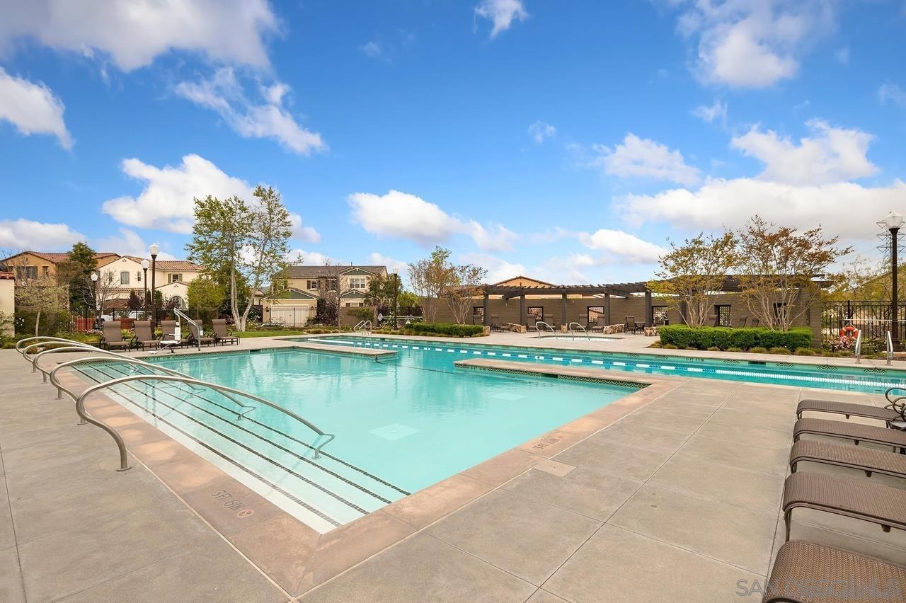 Detail Gallery Image 54 of 58 For 8492  Blackburn Ln, San Diego,  CA 92127 - 4 Beds | 3 Baths