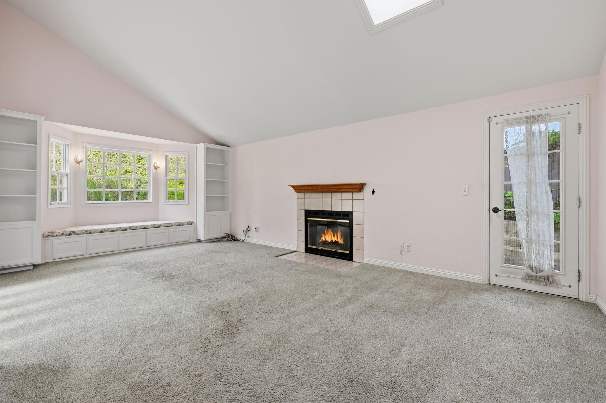 Detail Gallery Image 11 of 55 For 5562  Tortuga Ct, San Diego,  CA 92124 - 4 Beds | 2/1 Baths