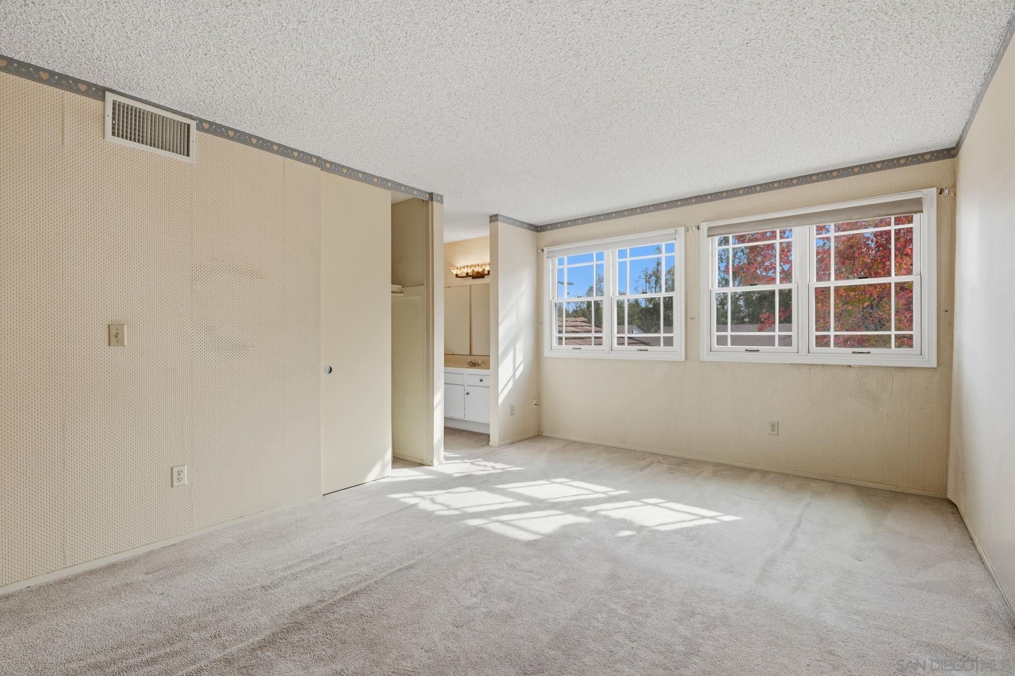 Detail Gallery Image 34 of 55 For 5562  Tortuga Ct, San Diego,  CA 92124 - 4 Beds | 2/1 Baths