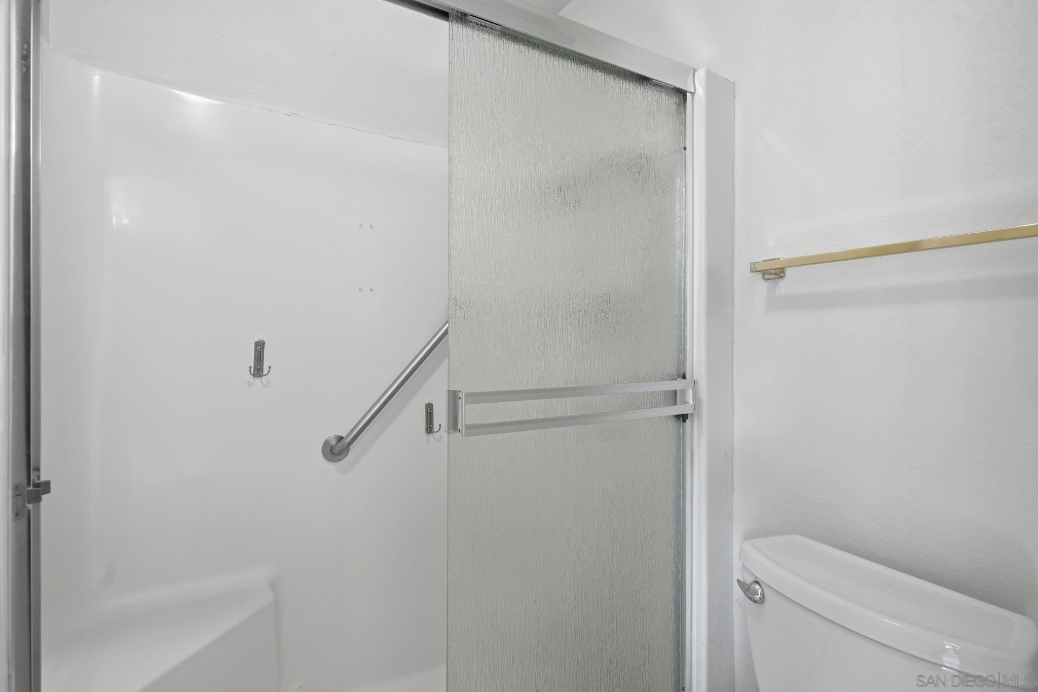 Detail Gallery Image 38 of 55 For 5562  Tortuga Ct, San Diego,  CA 92124 - 4 Beds | 2/1 Baths