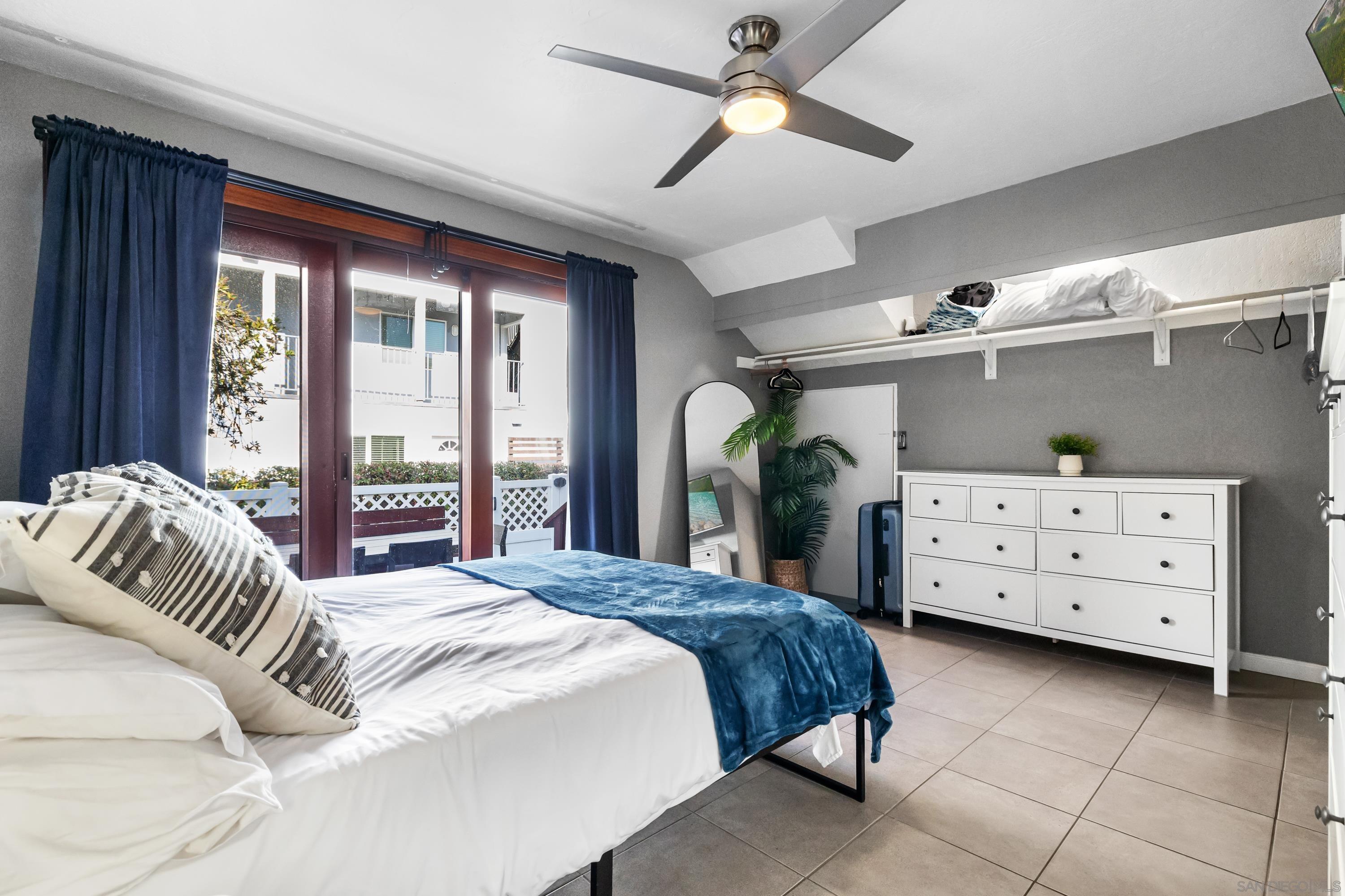 Detail Gallery Image 30 of 50 For 737  Whiting Court, San Diego,  CA 92109 - 3 Beds | 2 Baths