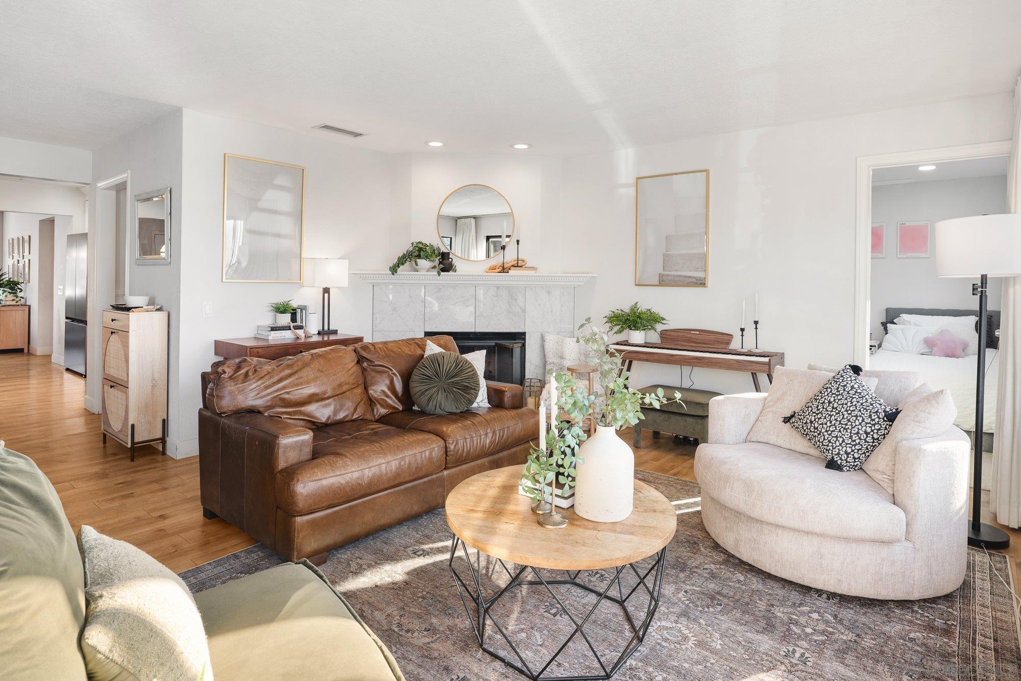 Detail Gallery Image 12 of 66 For 3491  Shawnee Road, San Diego,  CA 92117 - 5 Beds | 3 Baths