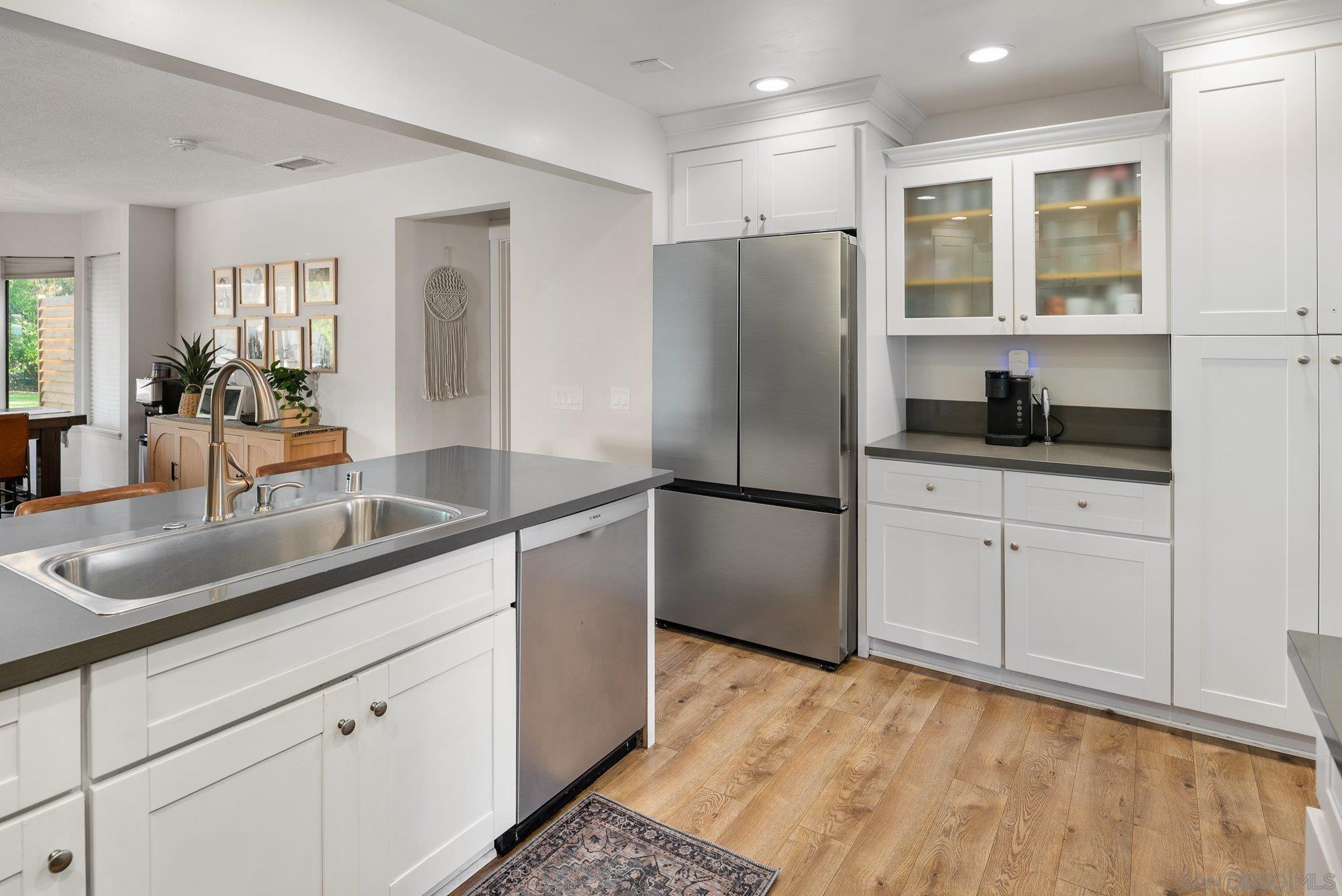 Detail Gallery Image 15 of 66 For 3491  Shawnee Road, San Diego,  CA 92117 - 5 Beds | 3 Baths