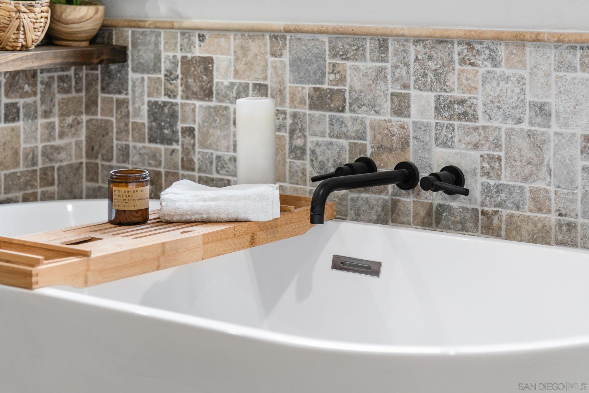 Detail Gallery Image 30 of 66 For 3491  Shawnee Road, San Diego,  CA 92117 - 5 Beds | 3 Baths