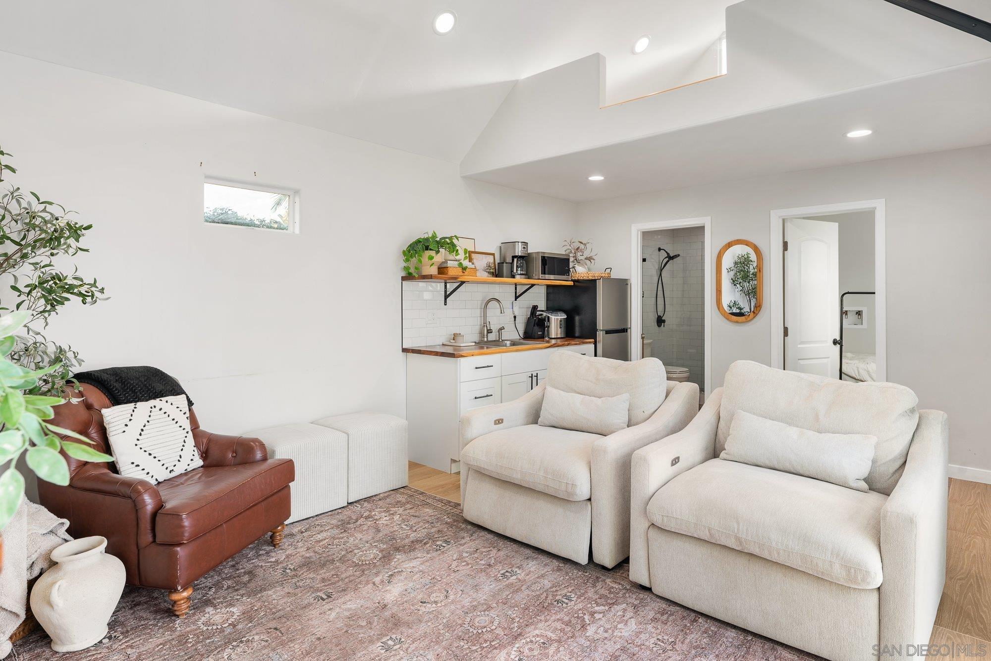 Detail Gallery Image 41 of 66 For 3491  Shawnee Road, San Diego,  CA 92117 - 5 Beds | 3 Baths