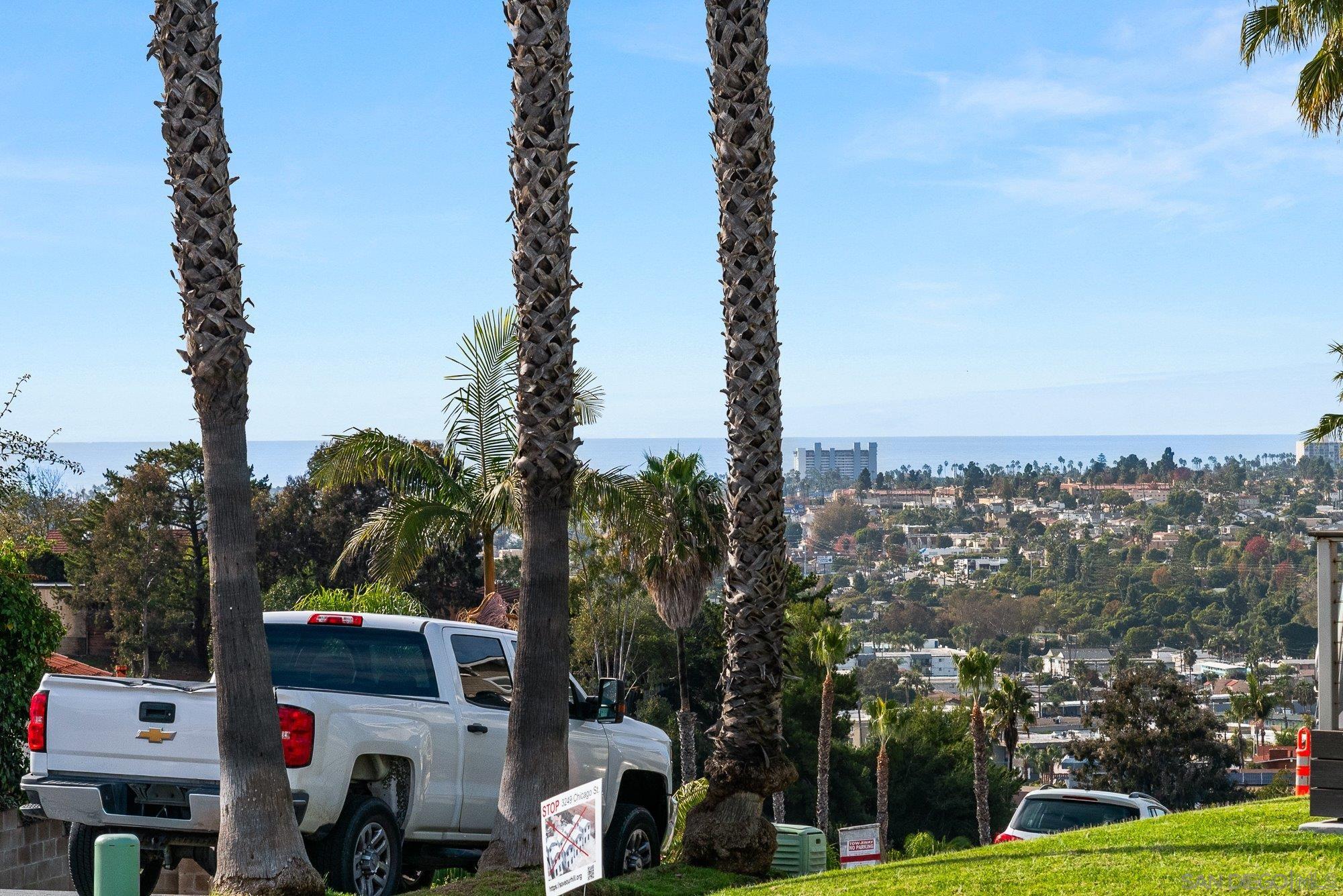 Detail Gallery Image 9 of 66 For 3491  Shawnee Road, San Diego,  CA 92117 - 5 Beds | 3 Baths