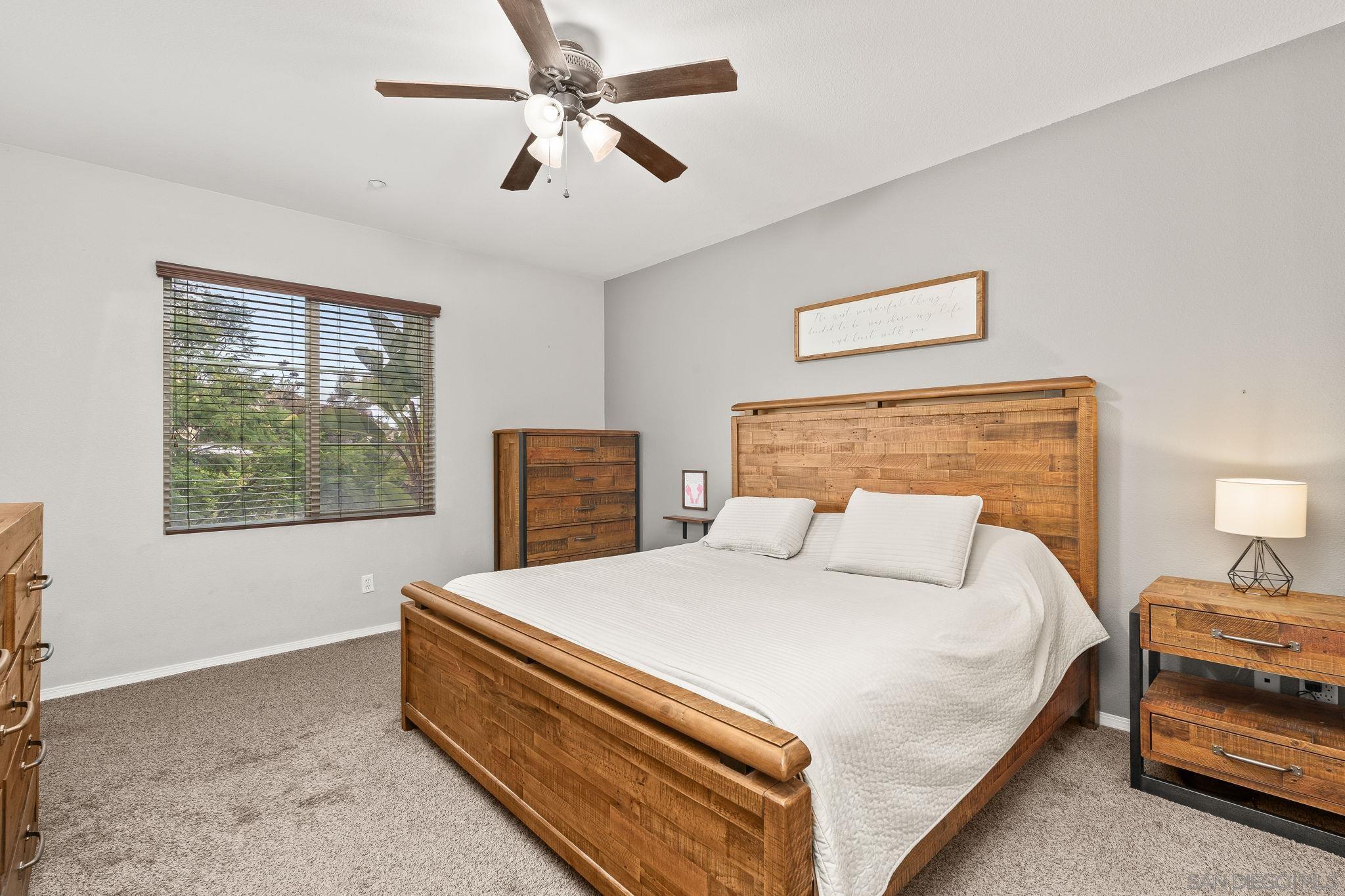 Detail Gallery Image 11 of 33 For 2231  Kensington Way  #2,  Chula Vista,  CA 91915 - 3 Beds | 3 Baths