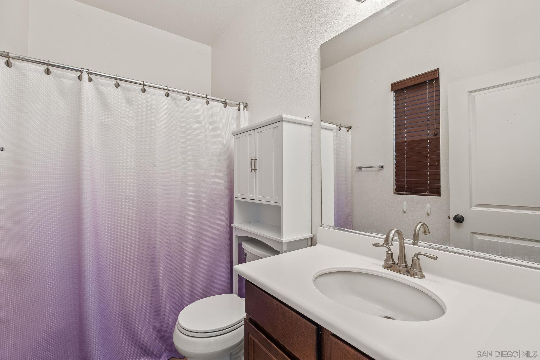 Detail Gallery Image 18 of 33 For 2231  Kensington Way  #2,  Chula Vista,  CA 91915 - 3 Beds | 3 Baths