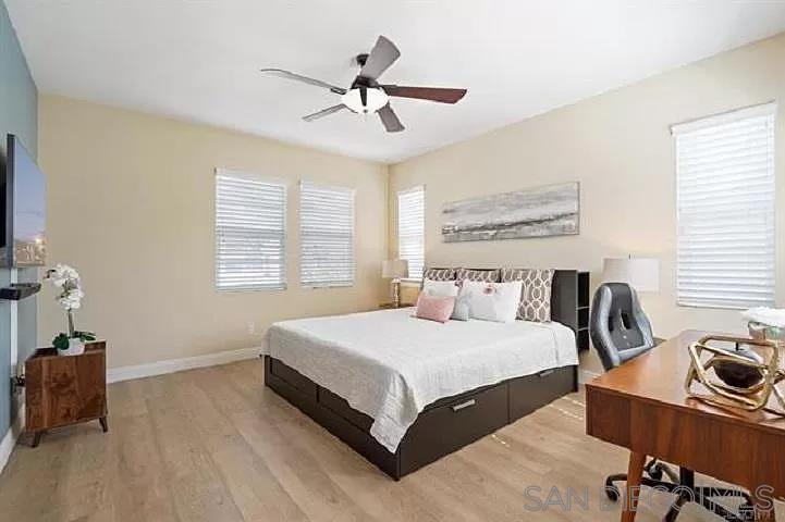 Detail Gallery Image 12 of 27 For 15474  Bristol Ridge Ter, San Diego,  CA 92127 - 3 Beds | 2/1 Baths