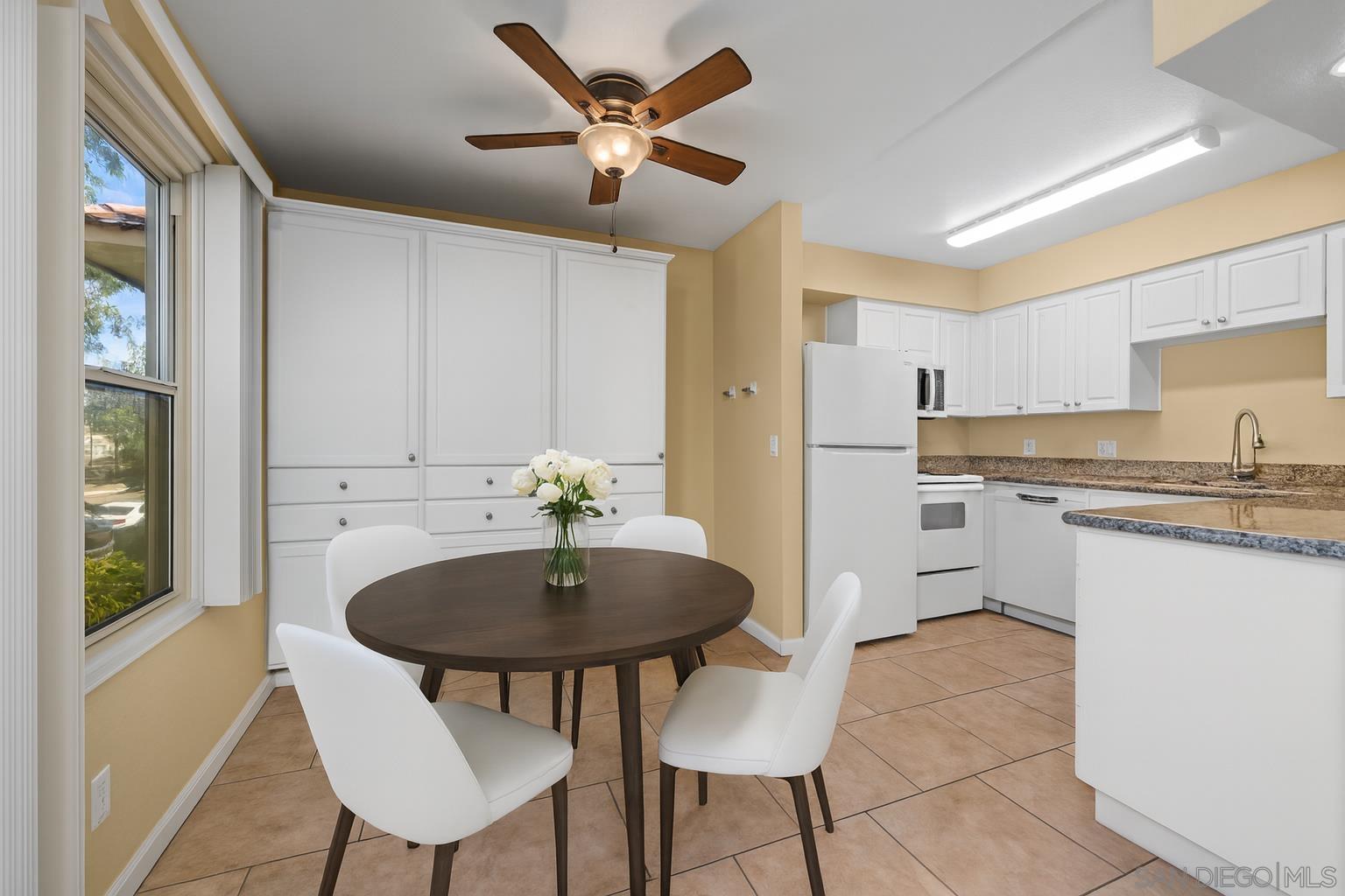 Detail Gallery Image 6 of 28 For 6911  Alvarado Rd  #20,  San Diego,  CA 92120 - 3 Beds | 2 Baths