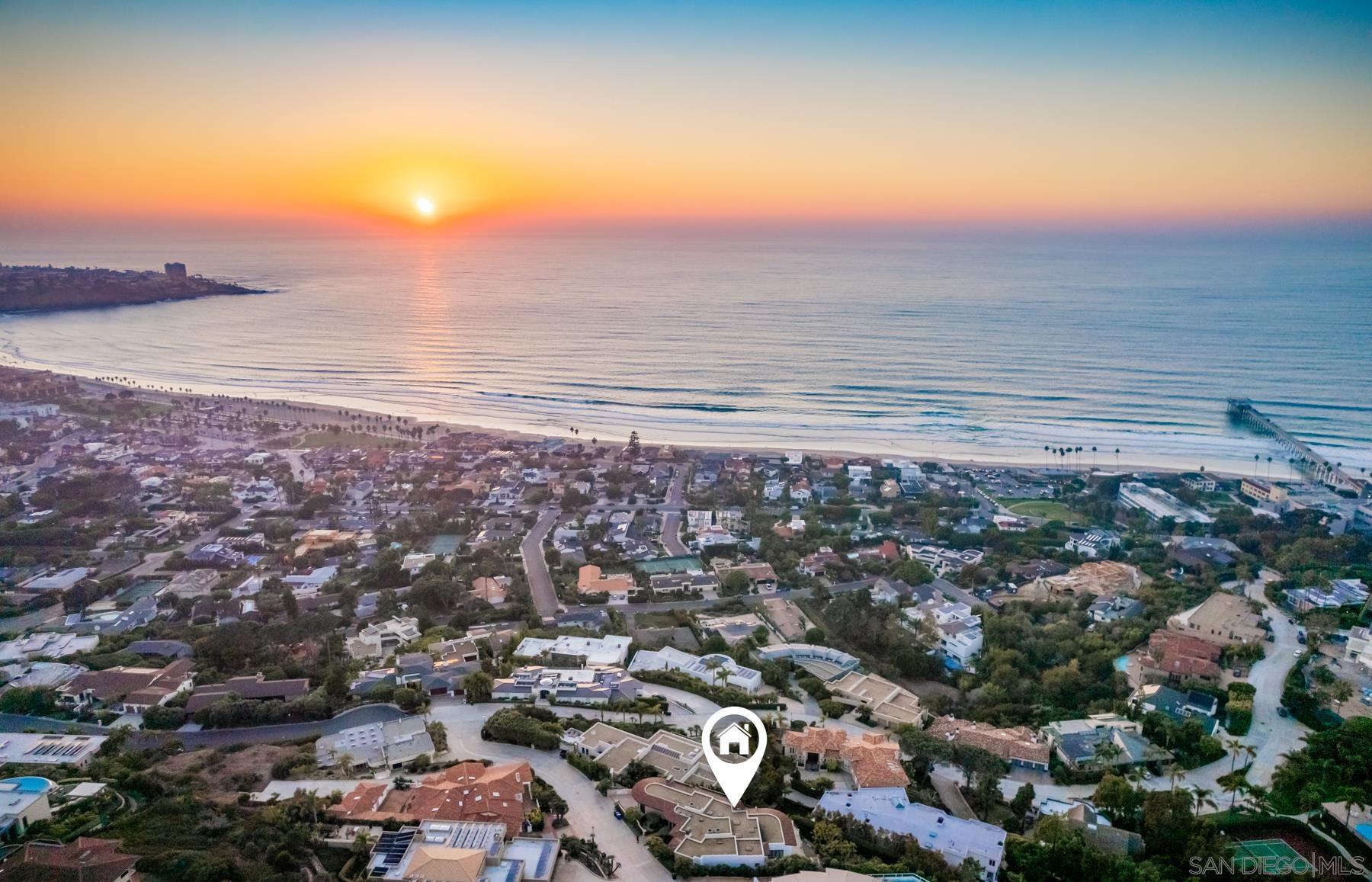 Detail Gallery Image 13 of 46 For 2516  Ruette Nicole, La Jolla,  CA 92037 - 6 Beds | 5/2 Baths