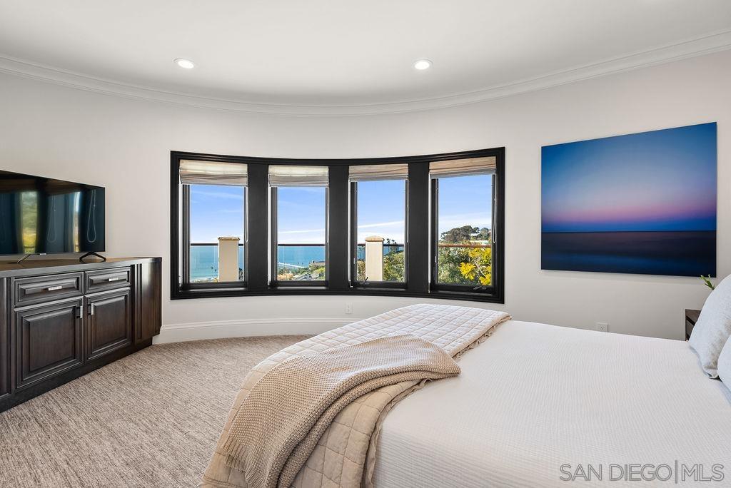 Detail Gallery Image 33 of 46 For 2516  Ruette Nicole, La Jolla,  CA 92037 - 6 Beds | 5/2 Baths