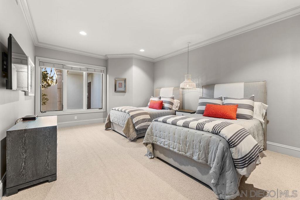 Detail Gallery Image 38 of 46 For 2516  Ruette Nicole, La Jolla,  CA 92037 - 6 Beds | 5/2 Baths