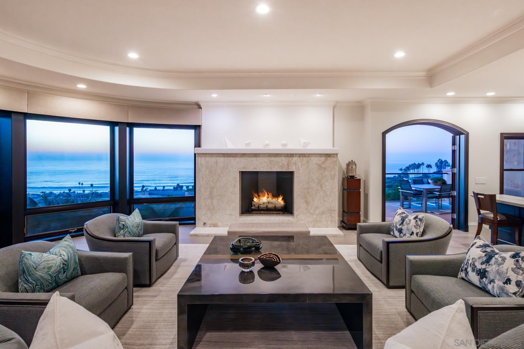 Detail Gallery Image 5 of 46 For 2516  Ruette Nicole, La Jolla,  CA 92037 - 6 Beds | 5/2 Baths