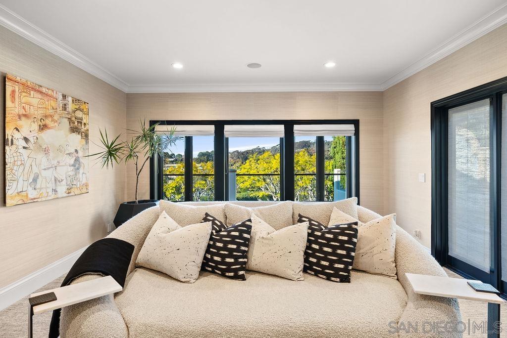 Detail Gallery Image 43 of 46 For 2516  Ruette Nicole, La Jolla,  CA 92037 - 6 Beds | 5/2 Baths