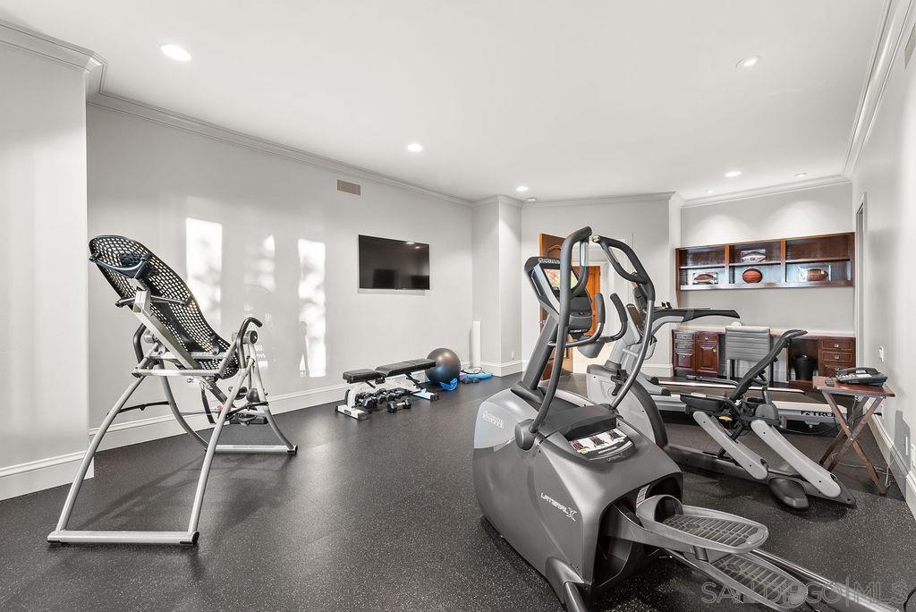 Detail Gallery Image 46 of 46 For 2516  Ruette Nicole, La Jolla,  CA 92037 - 6 Beds | 5/2 Baths