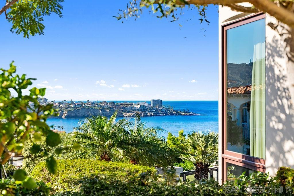 Detail Gallery Image 47 of 47 For 2516  Ruette Nicole, La Jolla,  CA 92037 - 6 Beds | 5/2 Baths