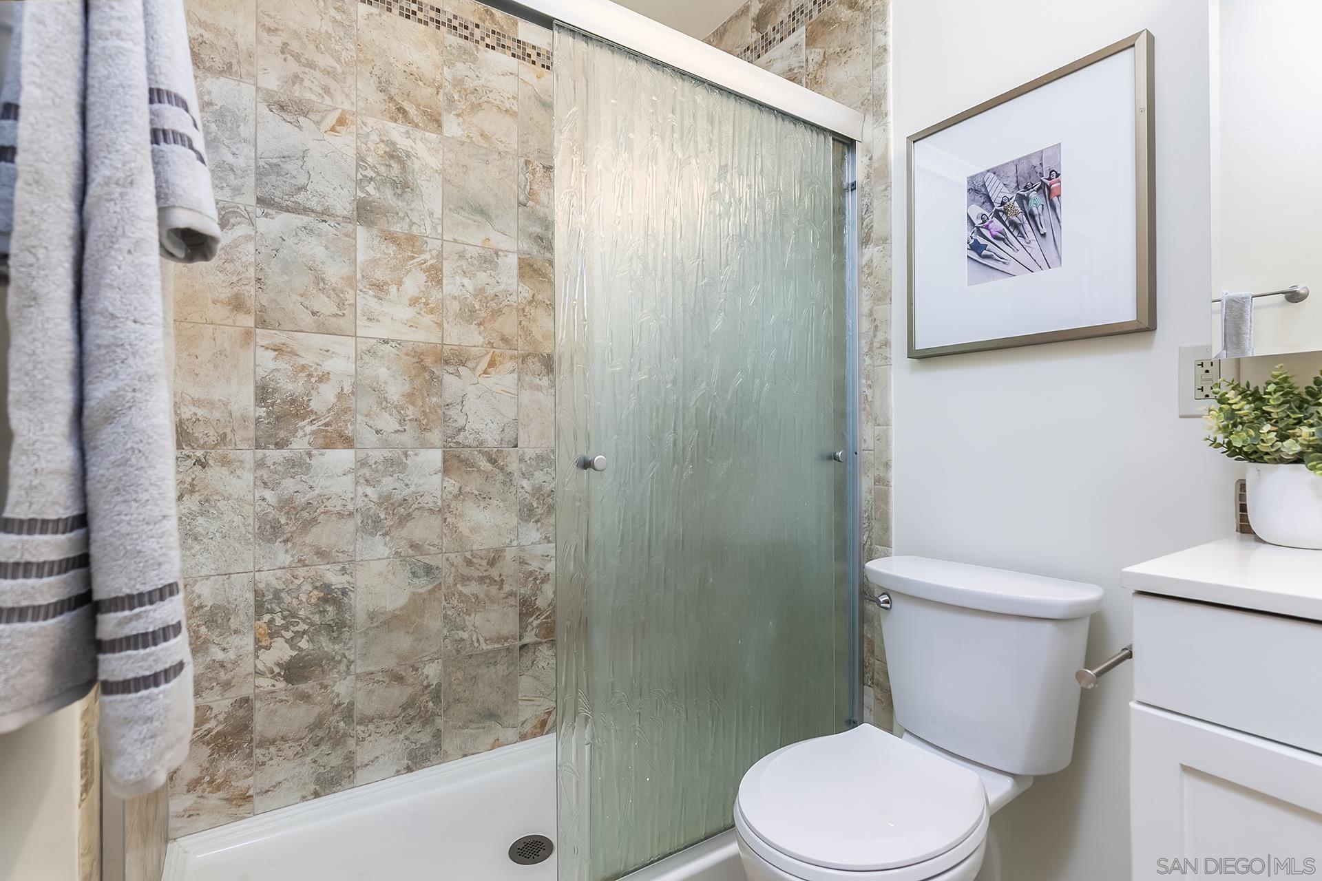 Detail Gallery Image 24 of 43 For 3888  Groton St  #3,  San Diego,  CA 92110 - 2 Beds | 2 Baths