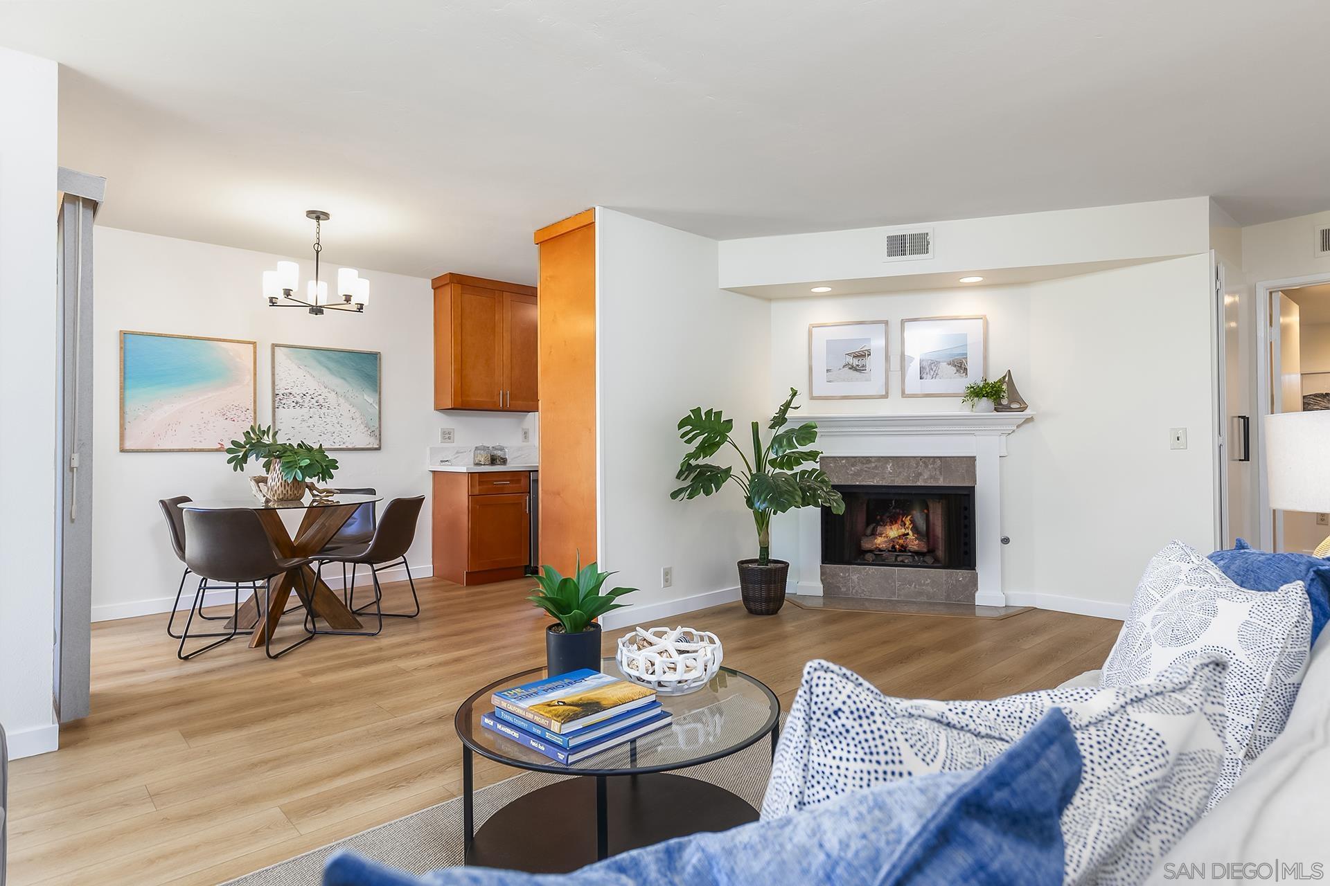 Detail Gallery Image 7 of 43 For 3888  Groton St  #3,  San Diego,  CA 92110 - 2 Beds | 2 Baths