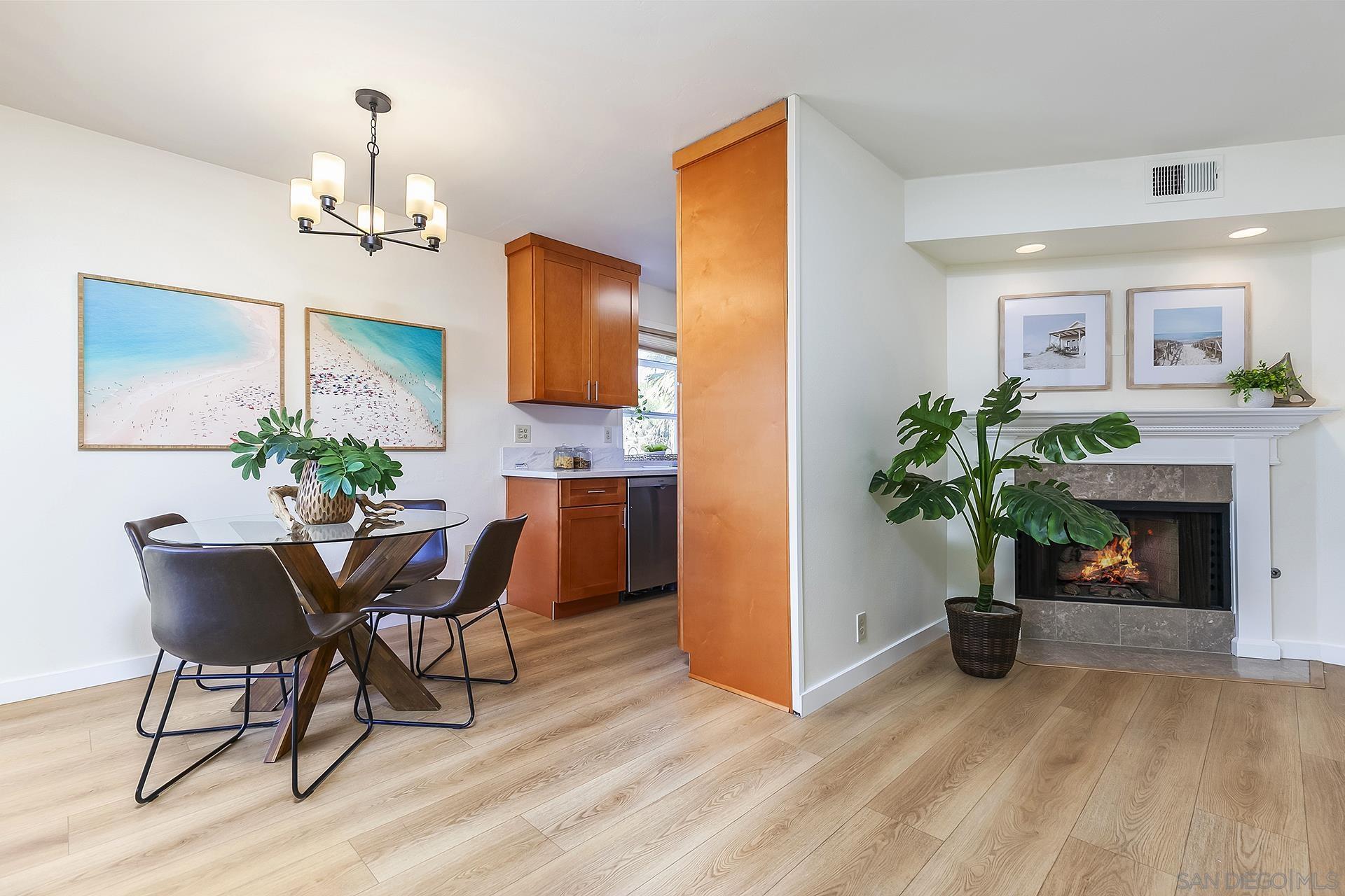 Detail Gallery Image 8 of 43 For 3888  Groton St  #3,  San Diego,  CA 92110 - 2 Beds | 2 Baths