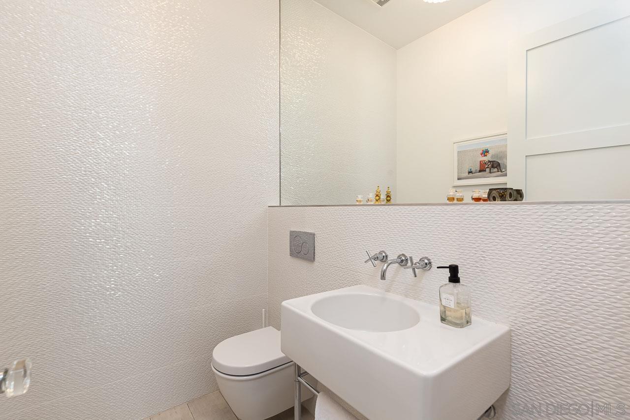 Detail Gallery Image 15 of 30 For 1428  Cottontail, La Jolla,  CA 92037 - 5 Beds | 3/1 Baths