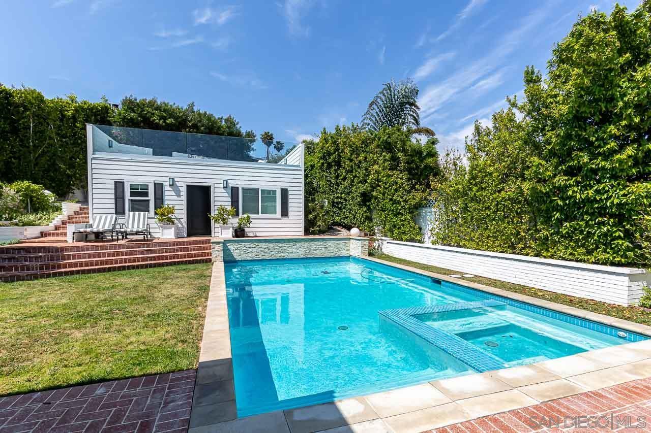 Detail Gallery Image 23 of 30 For 1428  Cottontail, La Jolla,  CA 92037 - 5 Beds | 3/1 Baths